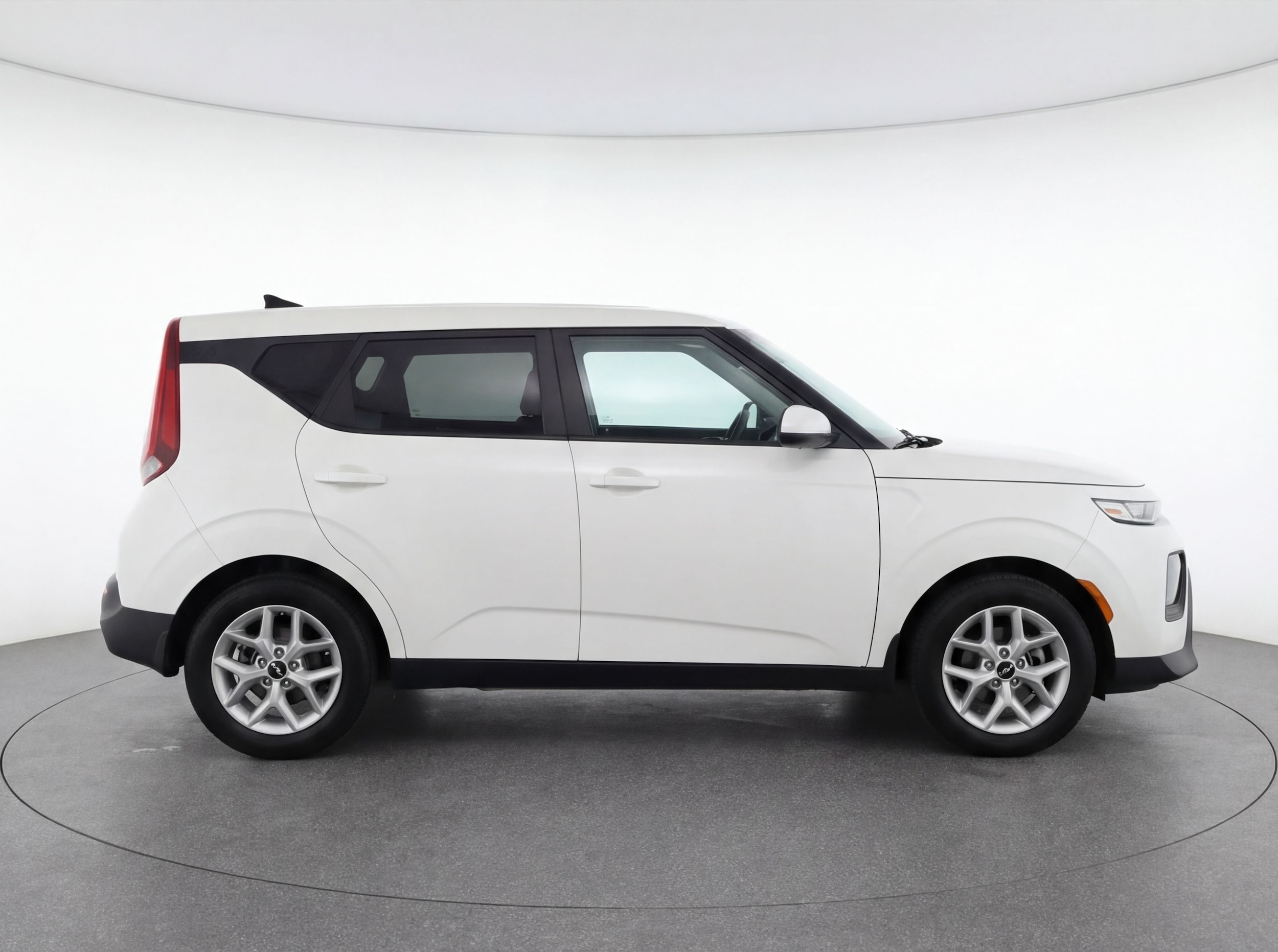 Thumbnail: 2023 Kia Soul - 8