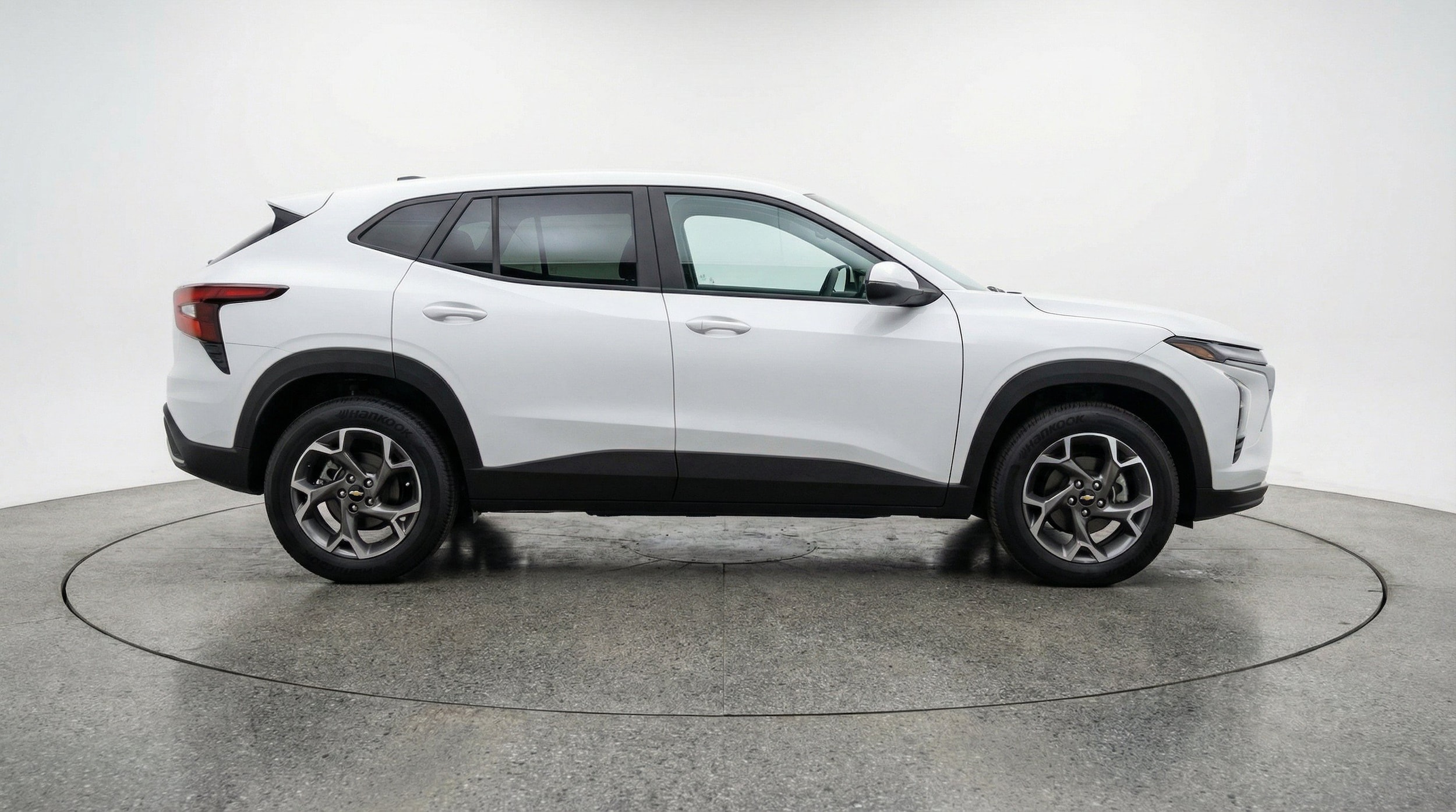 Thumbnail: 2025 Chevrolet Trax - 11