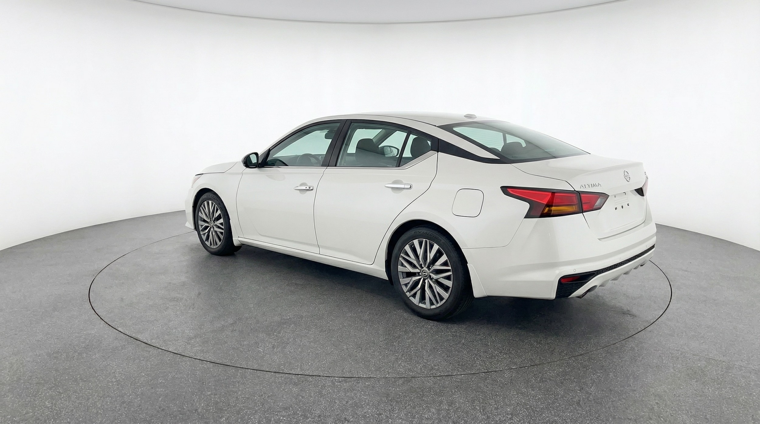 Thumbnail: 2025 Nissan Altima - 5