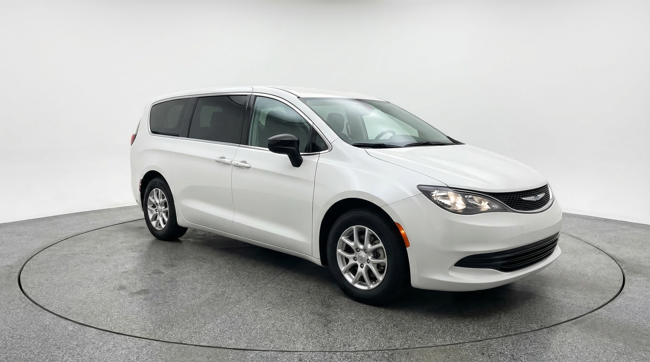 Thumbnail: 2024 Chrysler Voyager - 1