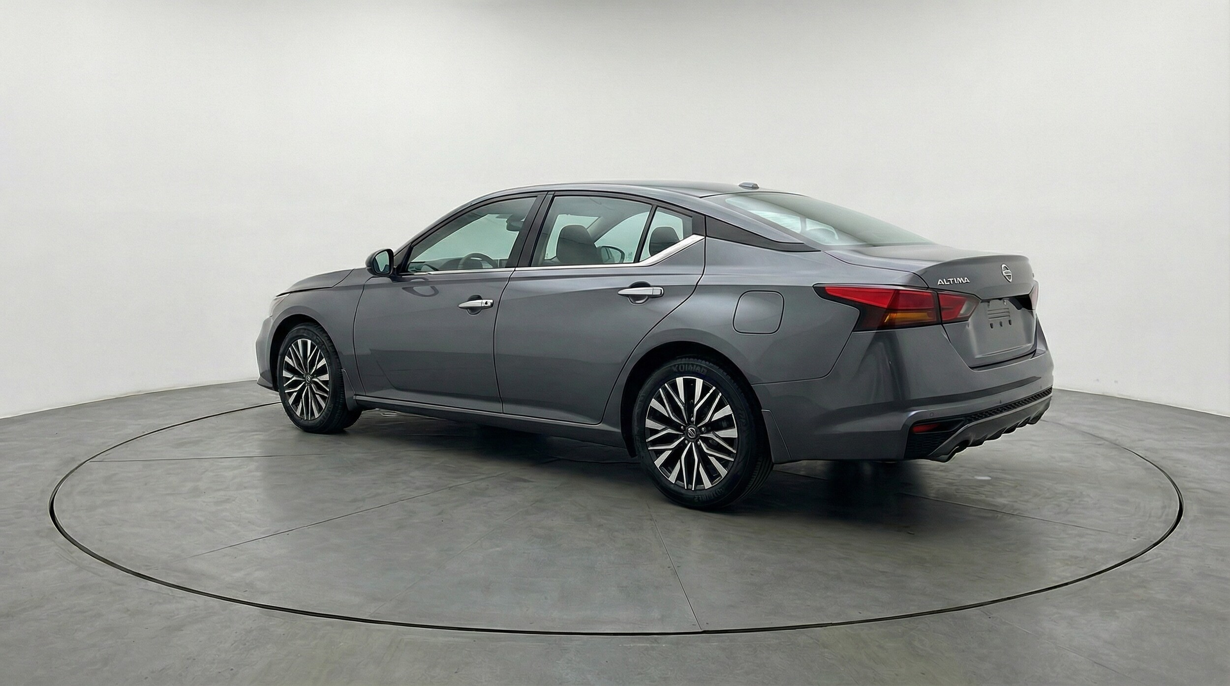 Thumbnail: 2025 Nissan Altima - 5