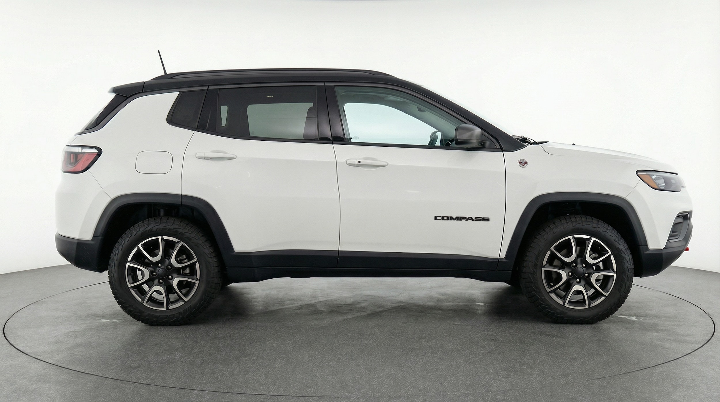 Thumbnail: 2025 Jeep Compass - 8