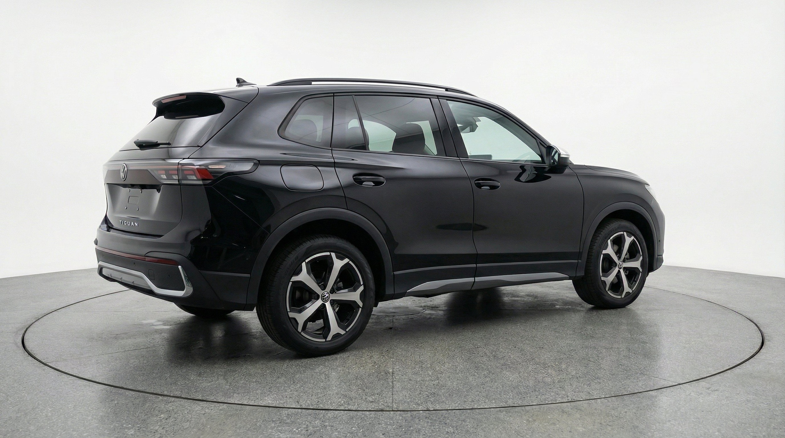 Thumbnail: 2026 Volkswagen Tiguan - 9