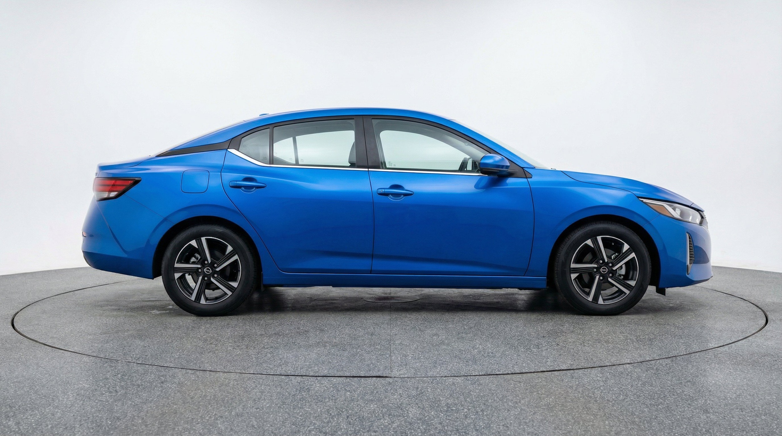 Thumbnail: 2025 Nissan Sentra - 11