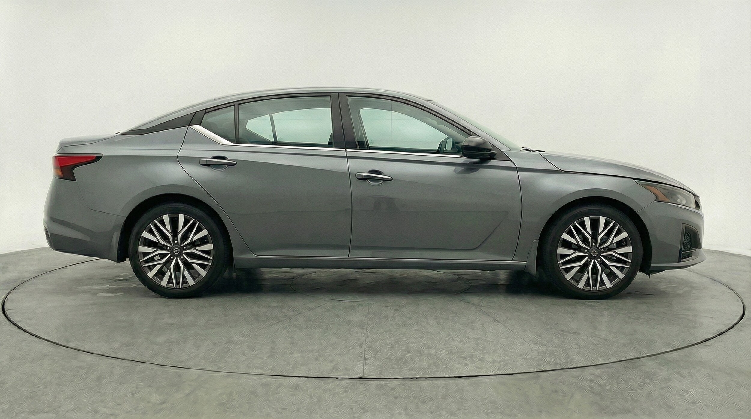 Thumbnail: 2025 Nissan Altima - 8