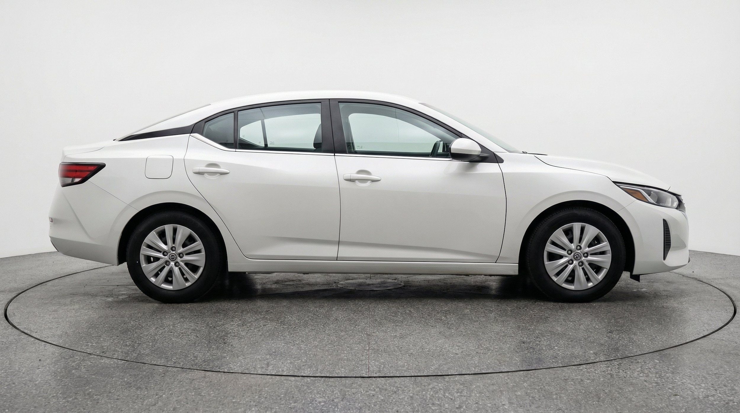 Thumbnail: 2025 Nissan Sentra - 11