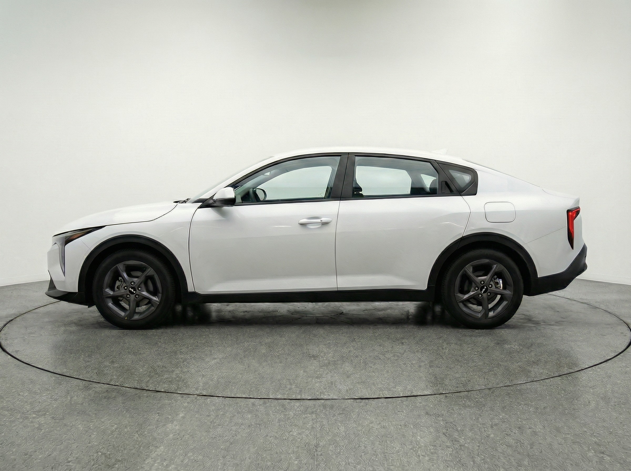 Thumbnail: 2025 Kia K4 - 4