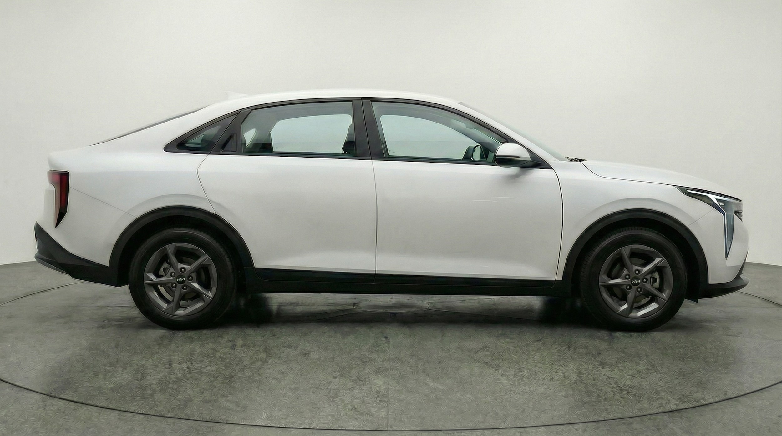 Thumbnail: 2025 Kia K4 - 8