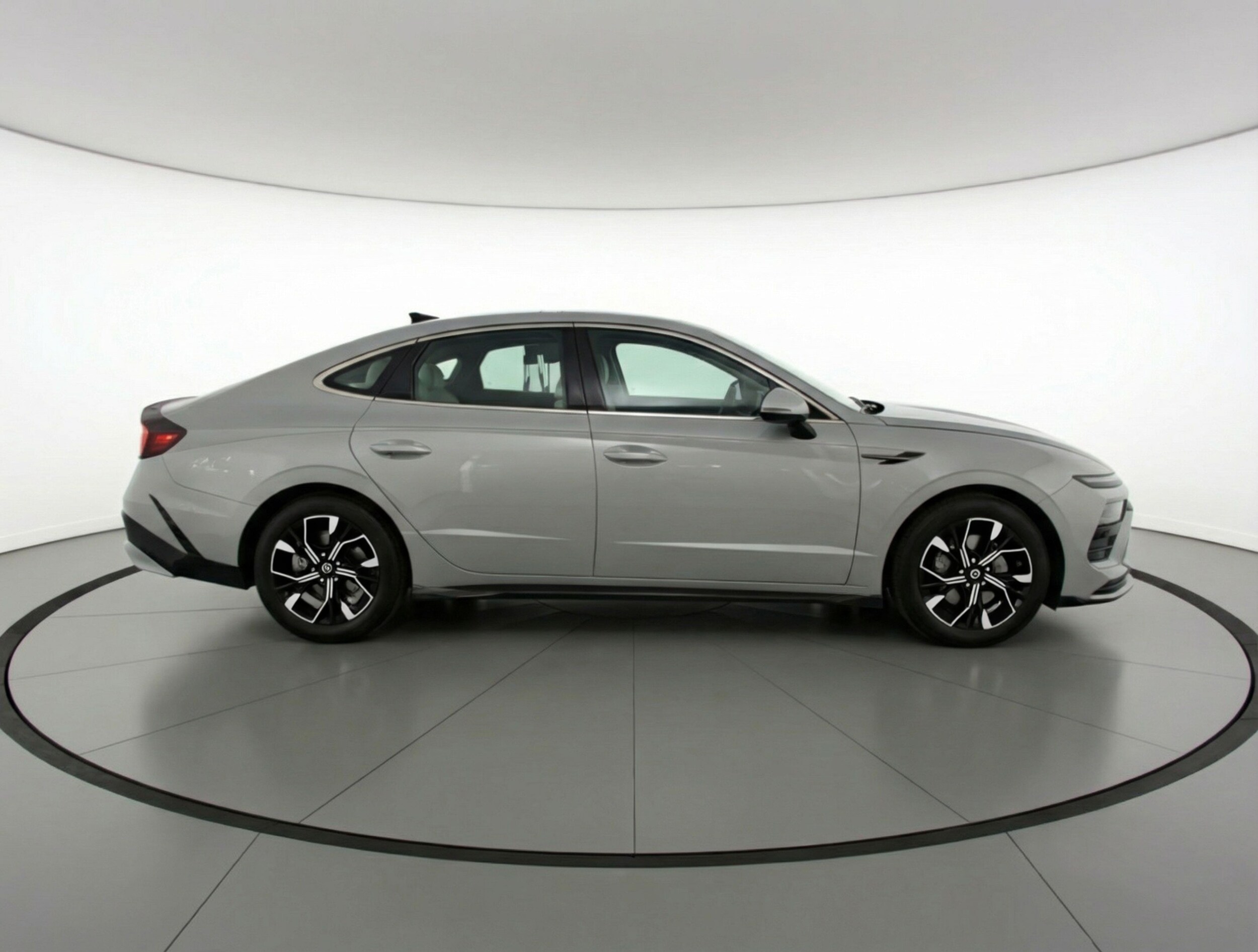 Thumbnail: 2025 Hyundai Sonata - 8