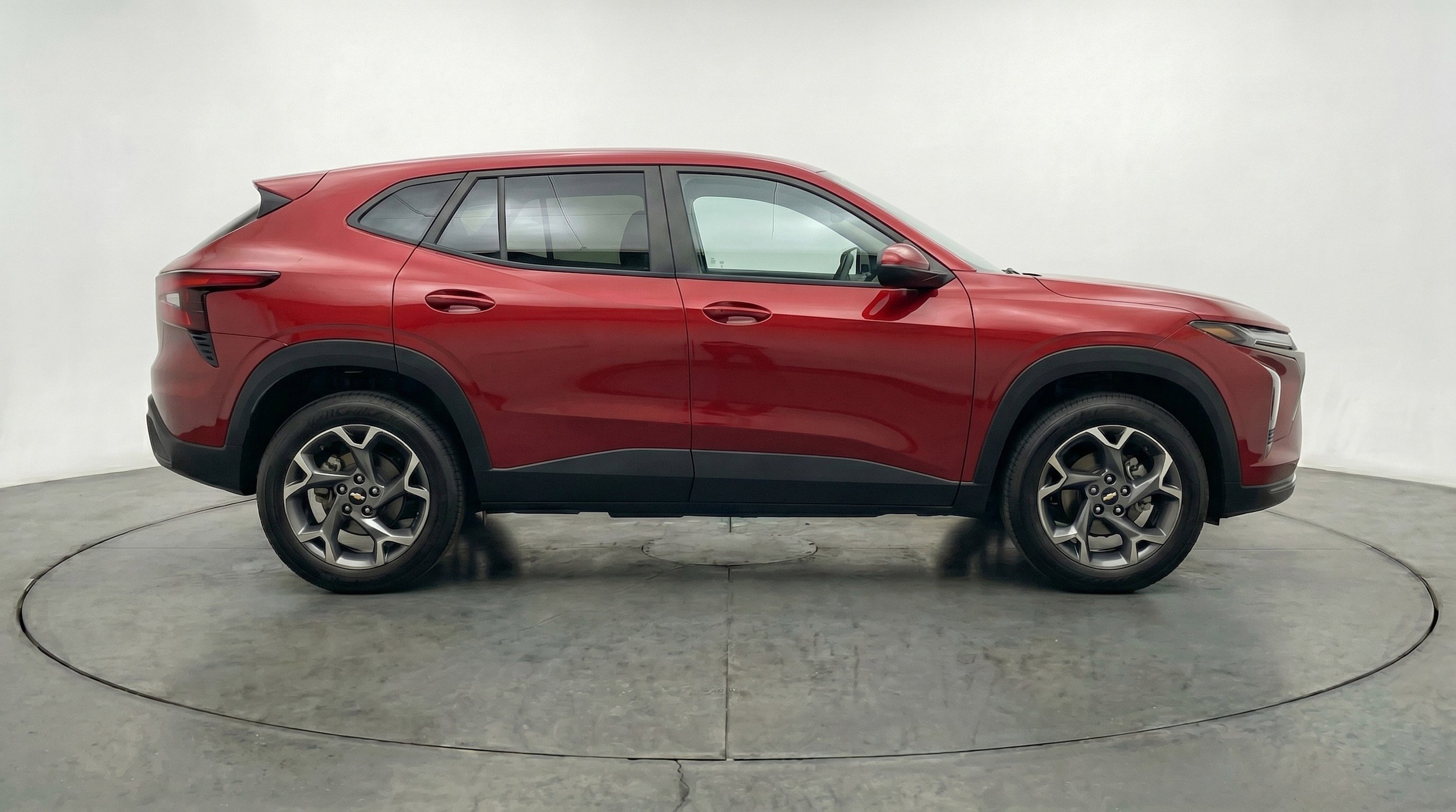 Thumbnail: 2025 Chevrolet Trax - 10