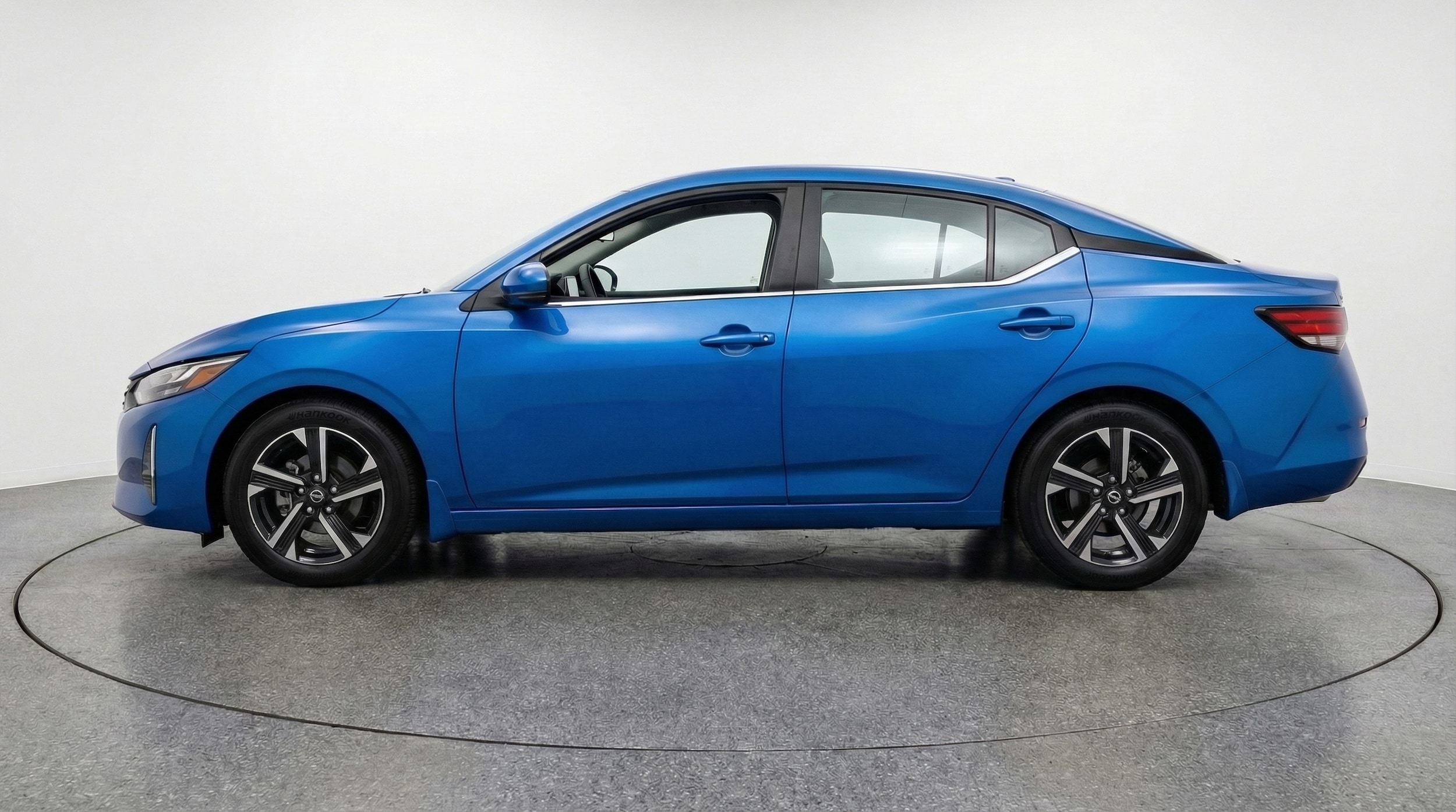 Thumbnail: 2025 Nissan Sentra - 4