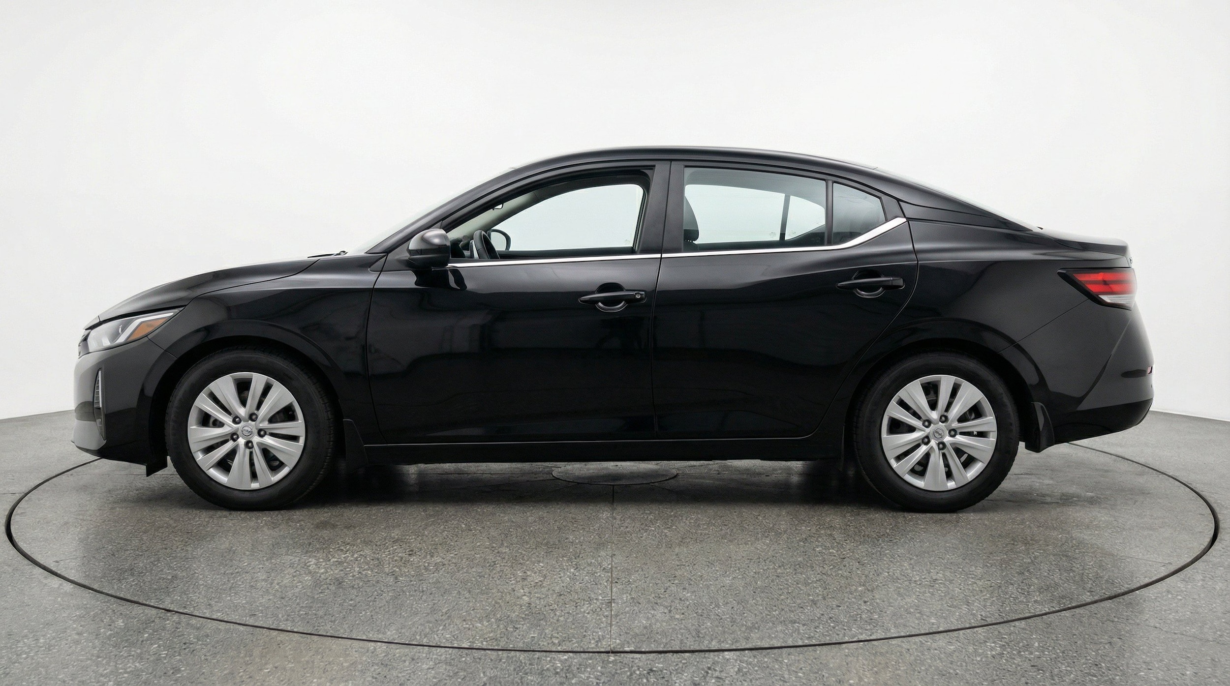 Thumbnail: 2025 Nissan Sentra - 5