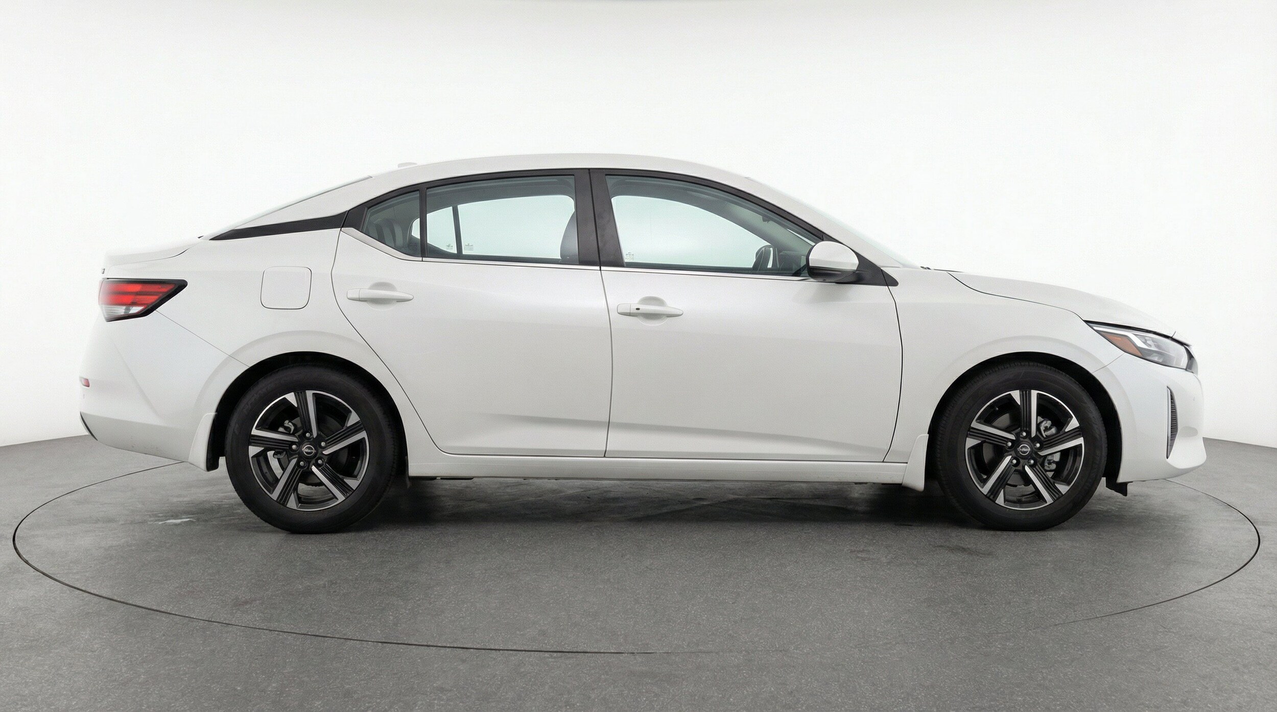 Thumbnail: 2025 Nissan Sentra - 11
