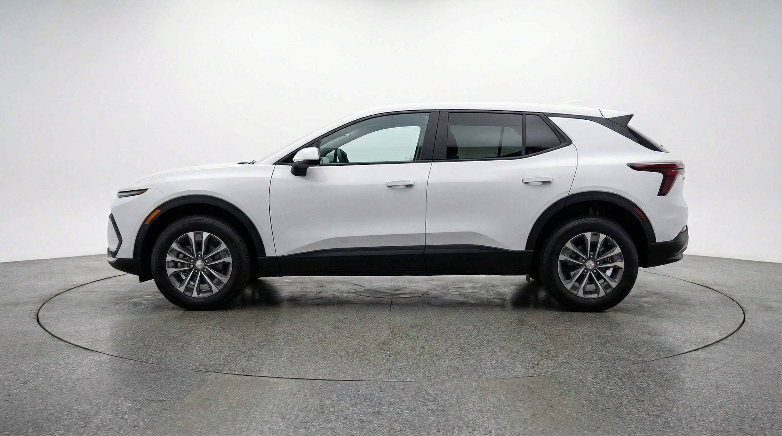 Thumbnail: 2025 Chevrolet Equinox - 5
