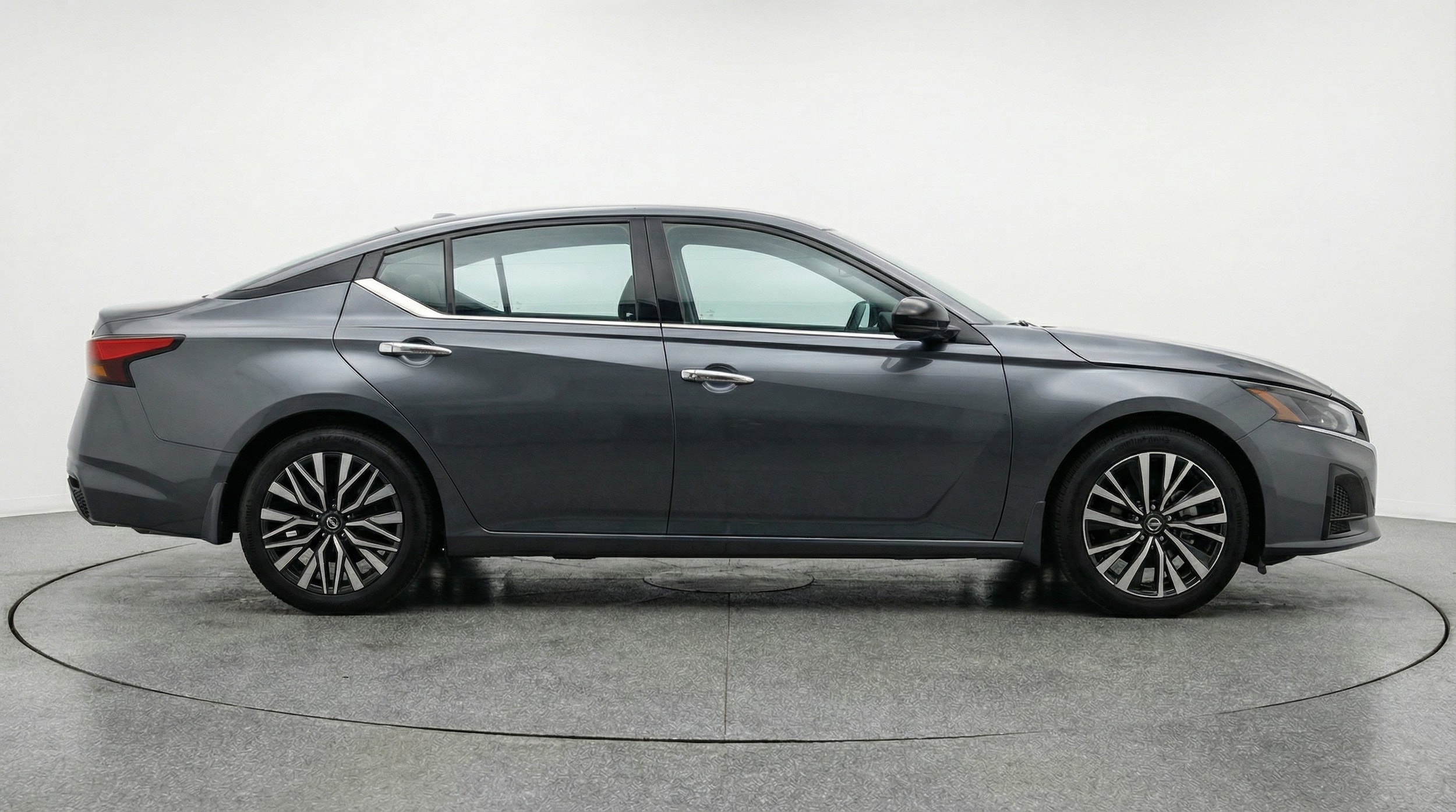 Thumbnail: 2025 Nissan Altima - 4