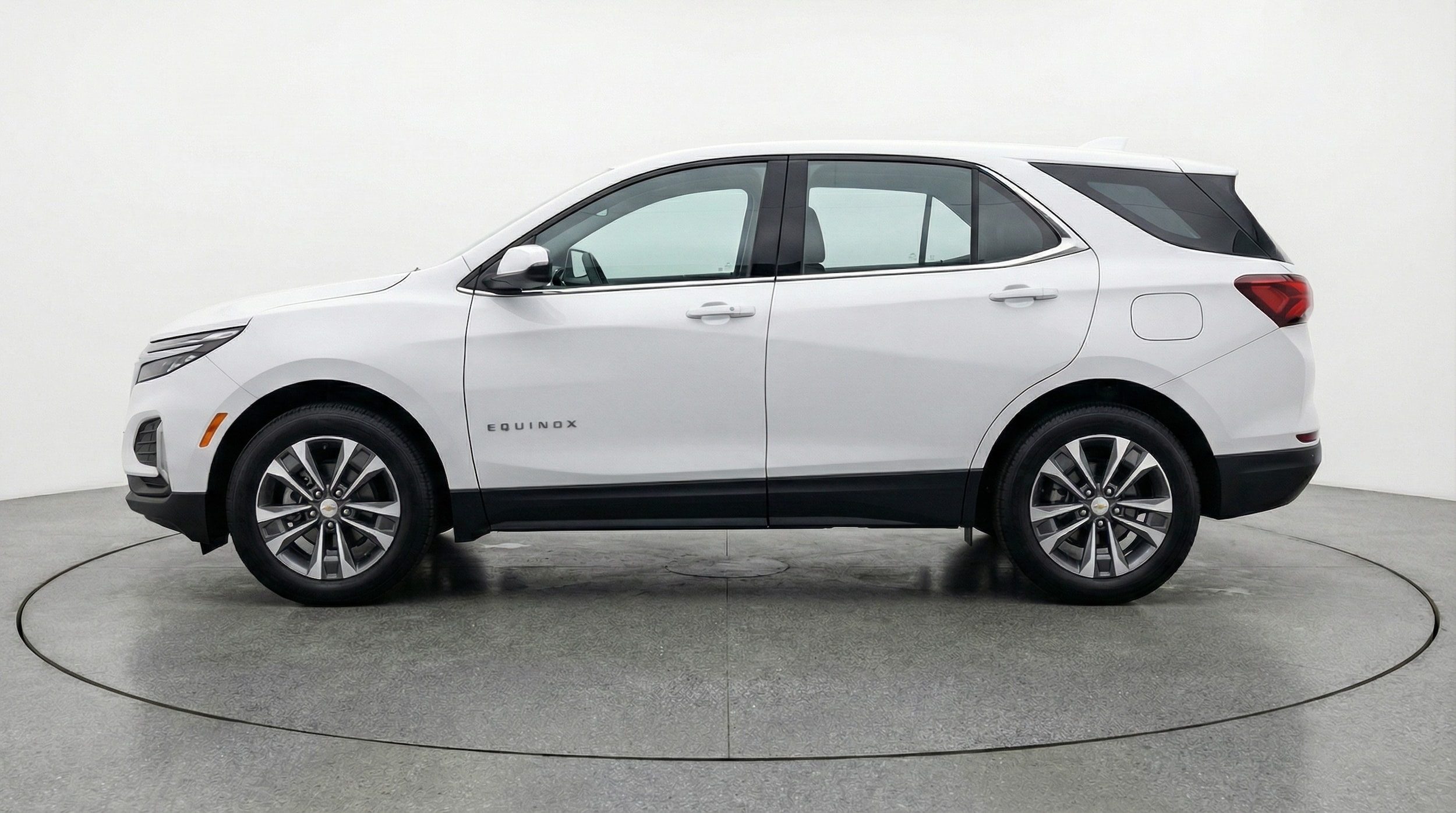 Thumbnail: 2025 Chevrolet Equinox - 4