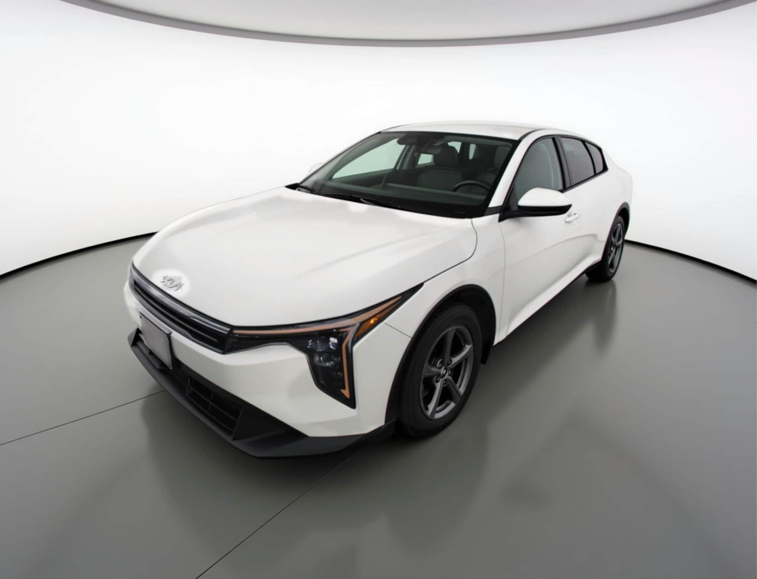 Thumbnail: 2025 Kia K4 - 3