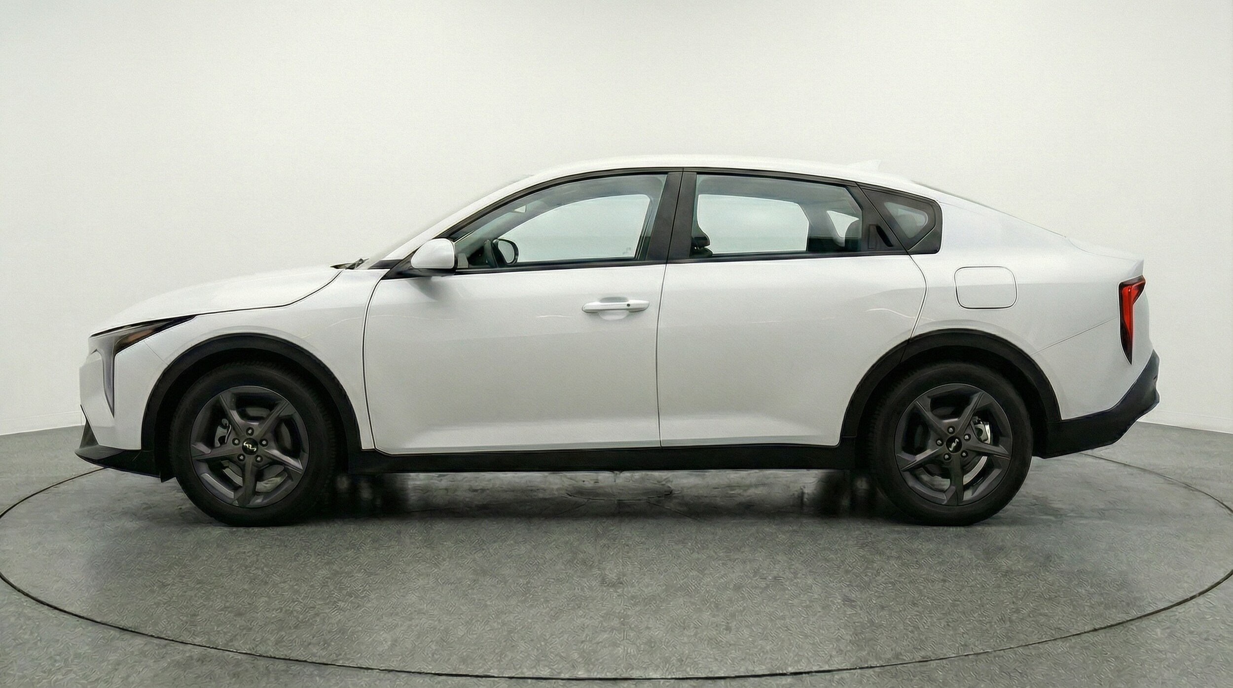 Thumbnail: 2025 Kia K4 - 4