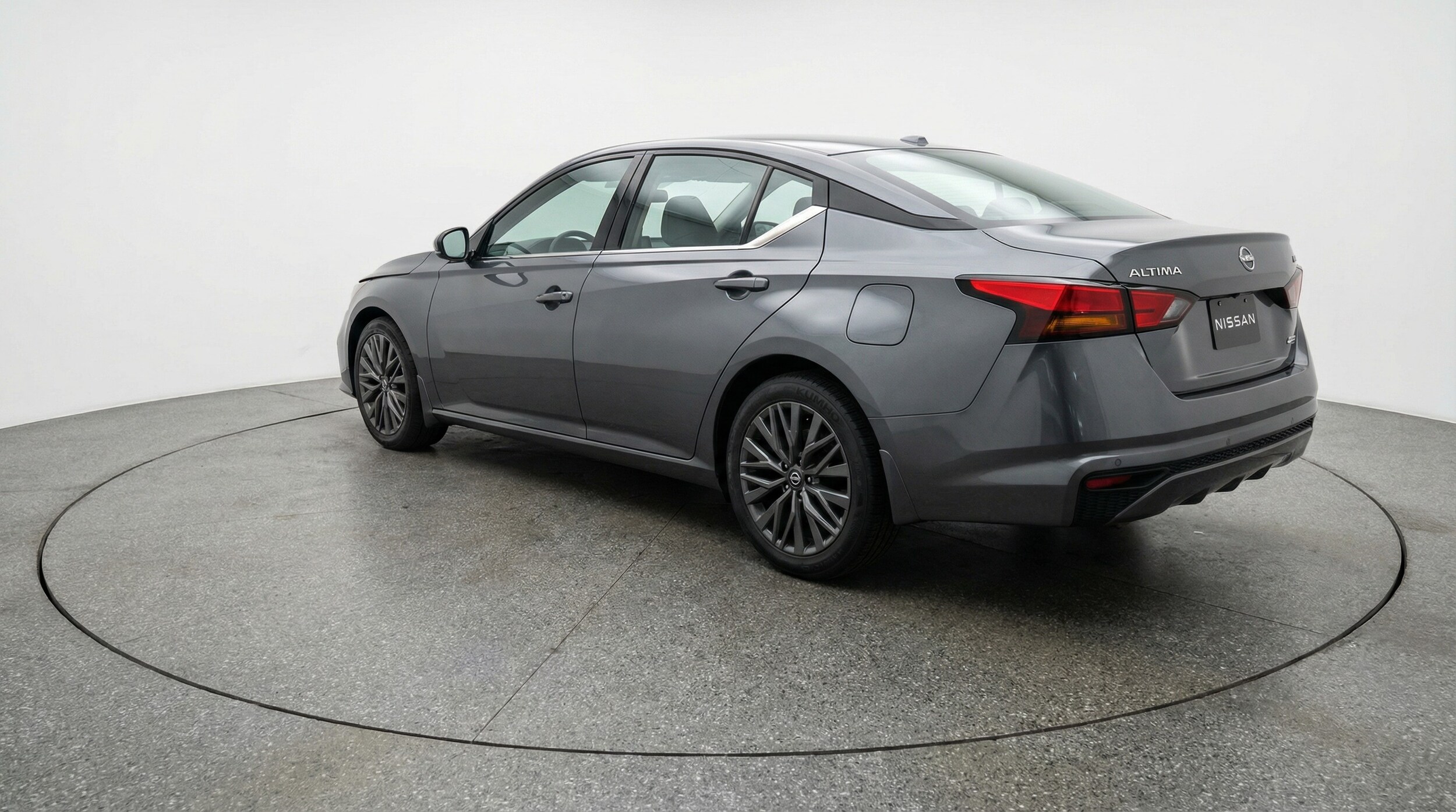 Thumbnail: 2025 Nissan Altima - 5