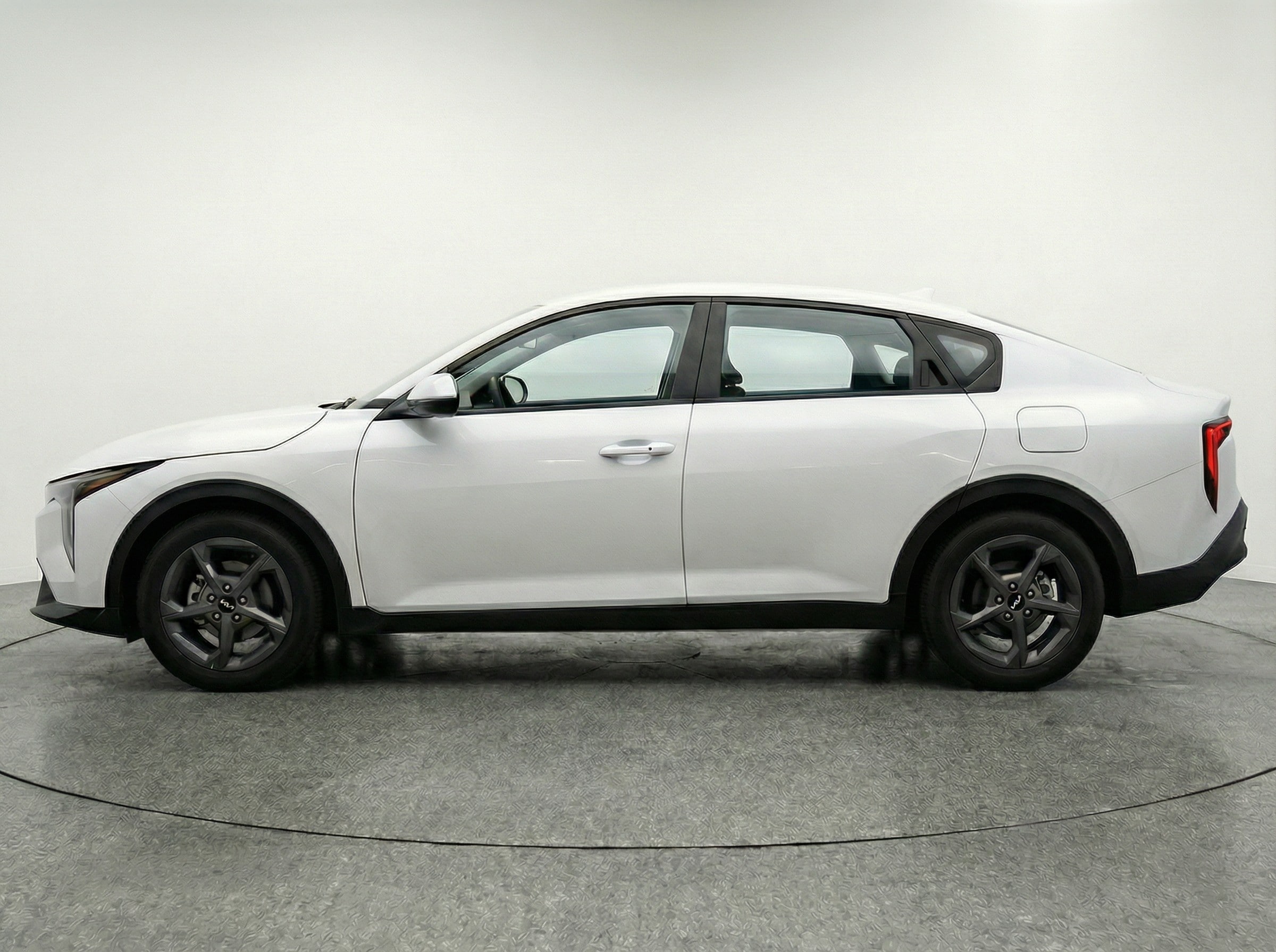 Thumbnail: 2025 Kia K4 - 4