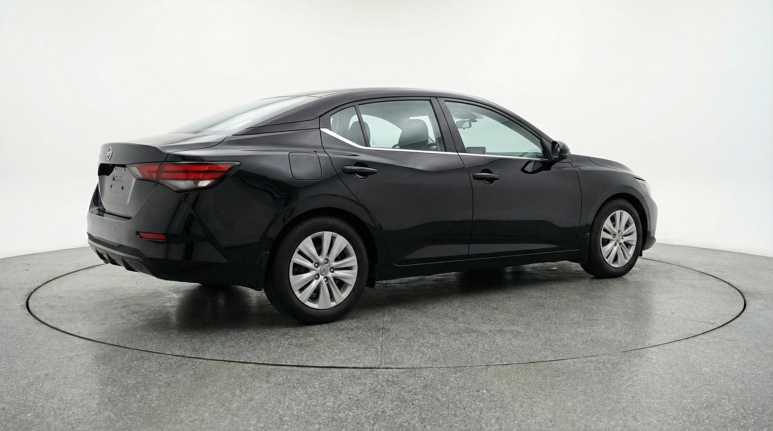 Thumbnail: 2025 Nissan Sentra - 9