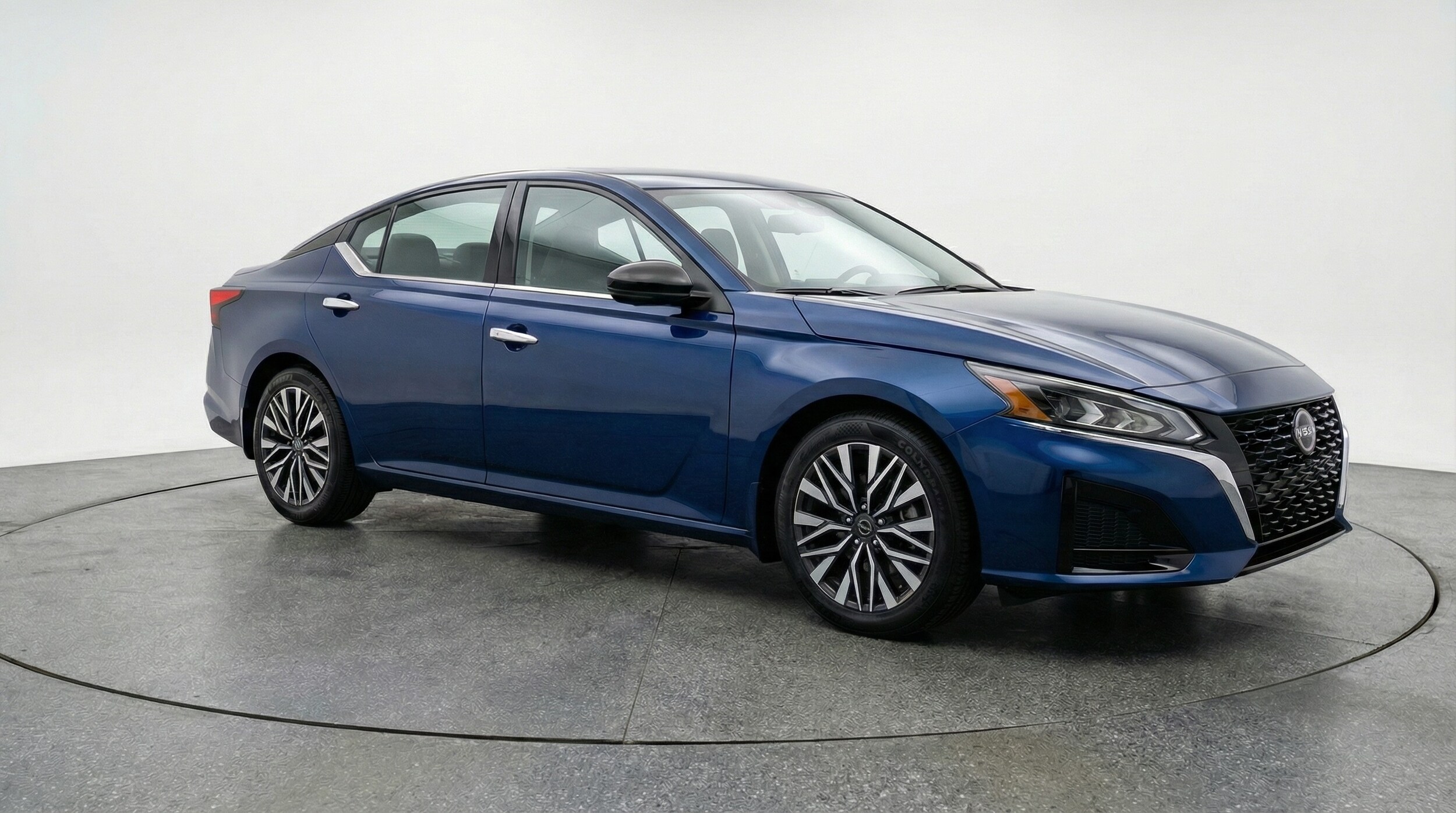 Thumbnail: 2025 Nissan Altima - 1