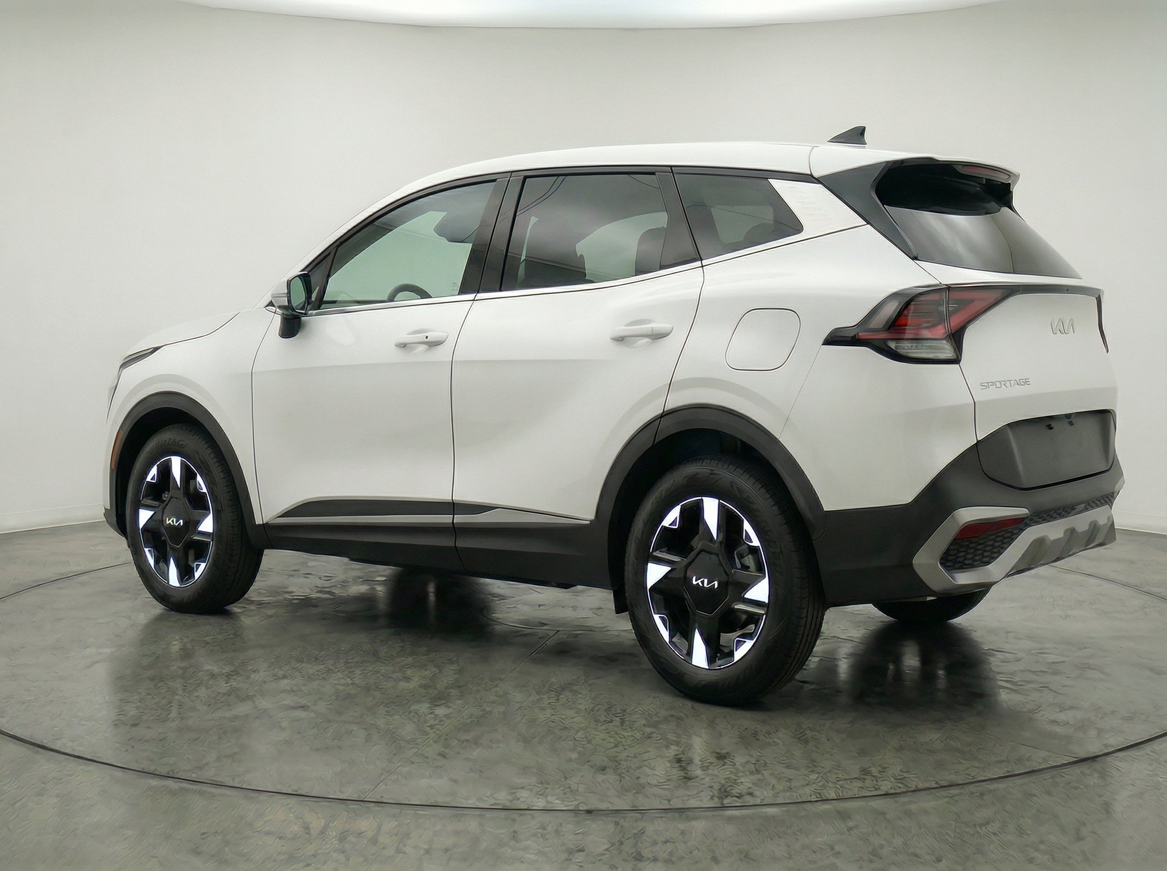 Thumbnail: 2026 Kia Sportage - 6