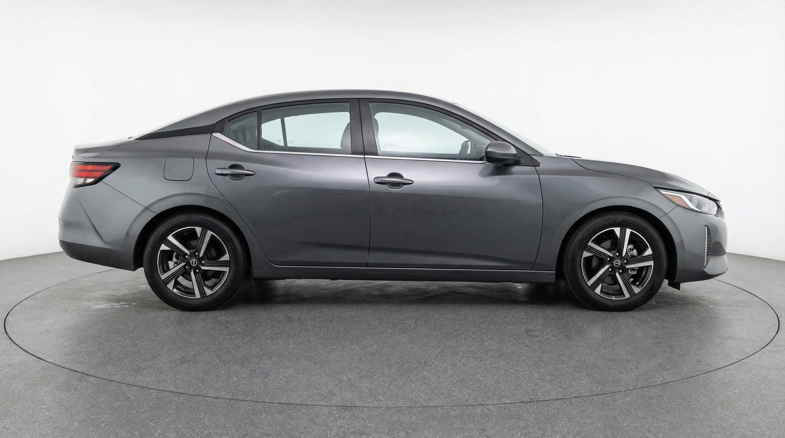 Thumbnail: 2025 Nissan Sentra - 11