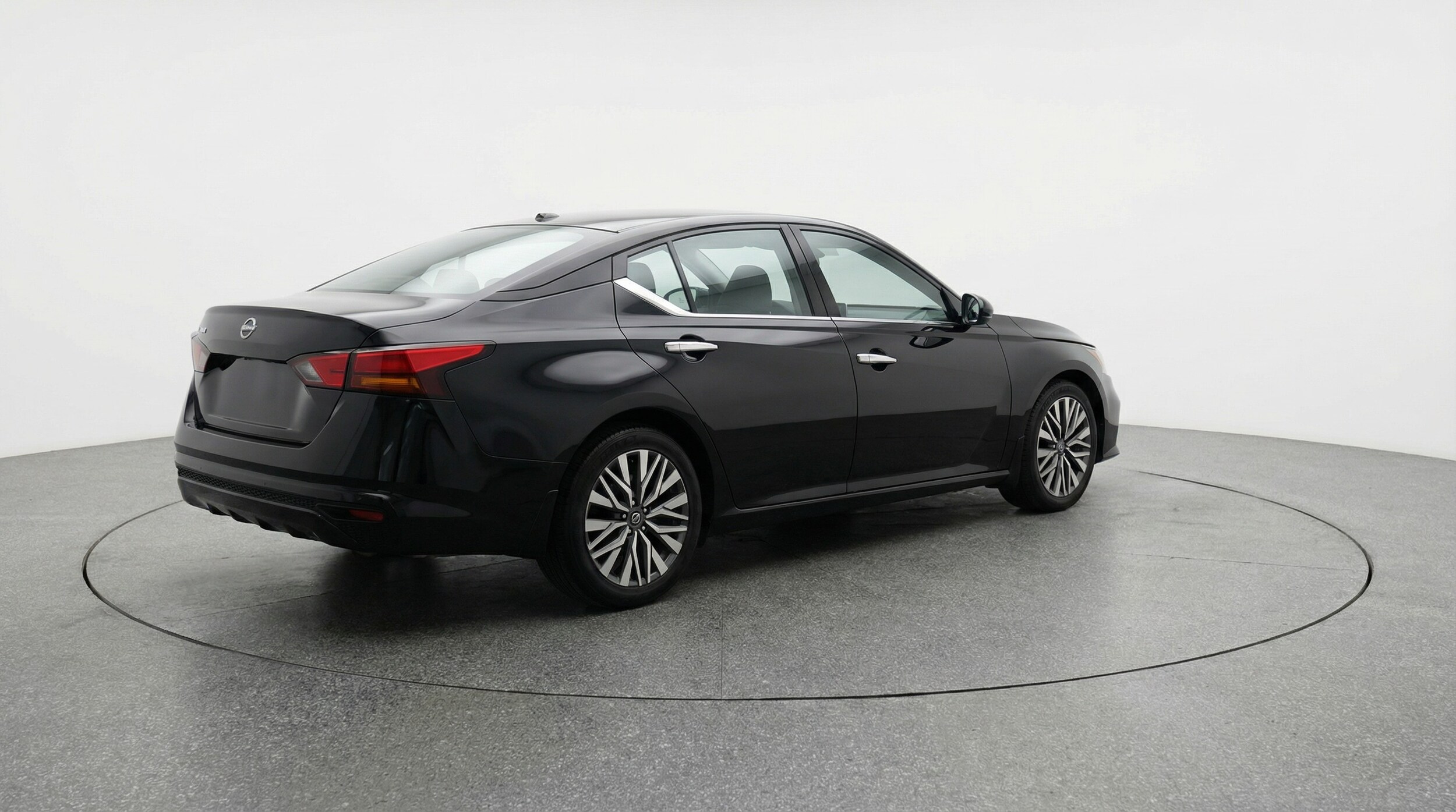 Thumbnail: 2025 Nissan Altima - 7