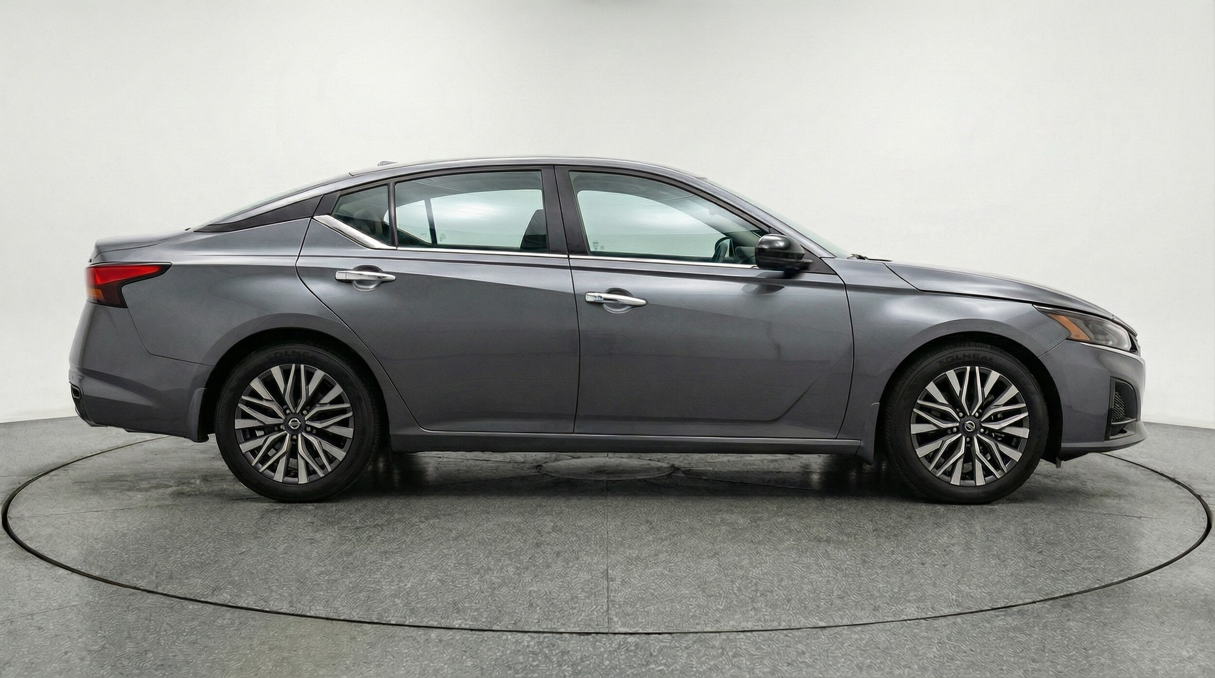 Thumbnail: 2025 Nissan Altima - 8