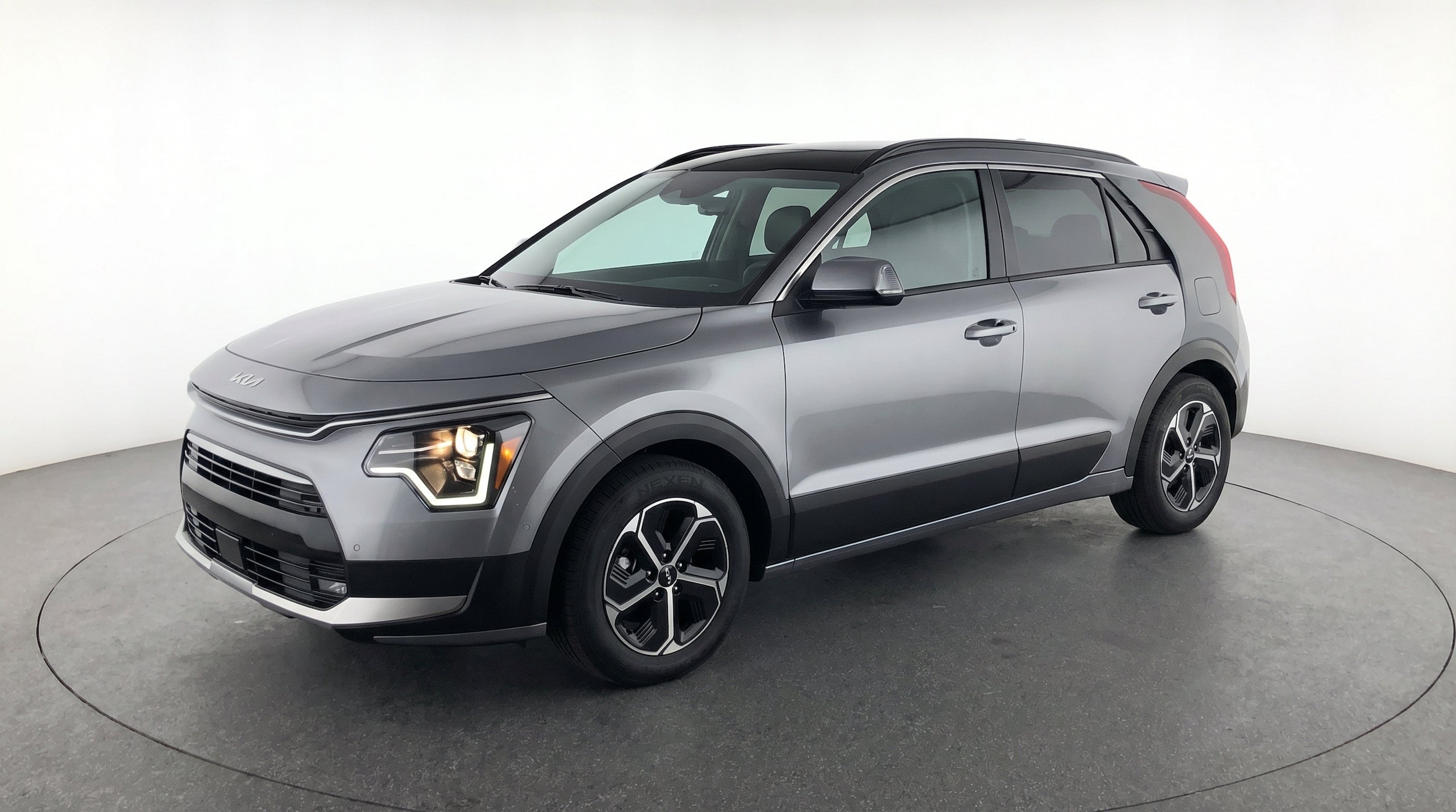 Thumbnail: 2026 Kia Niro - 3