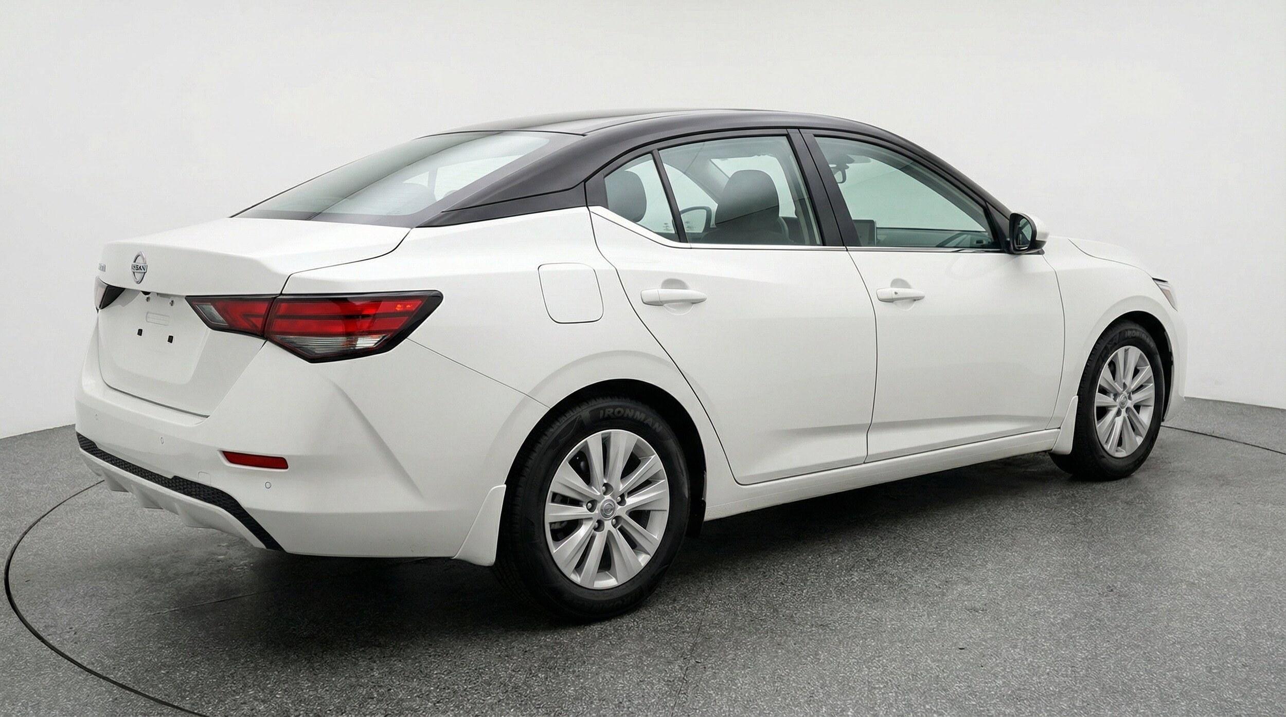 Thumbnail: 2025 Nissan Sentra - 9