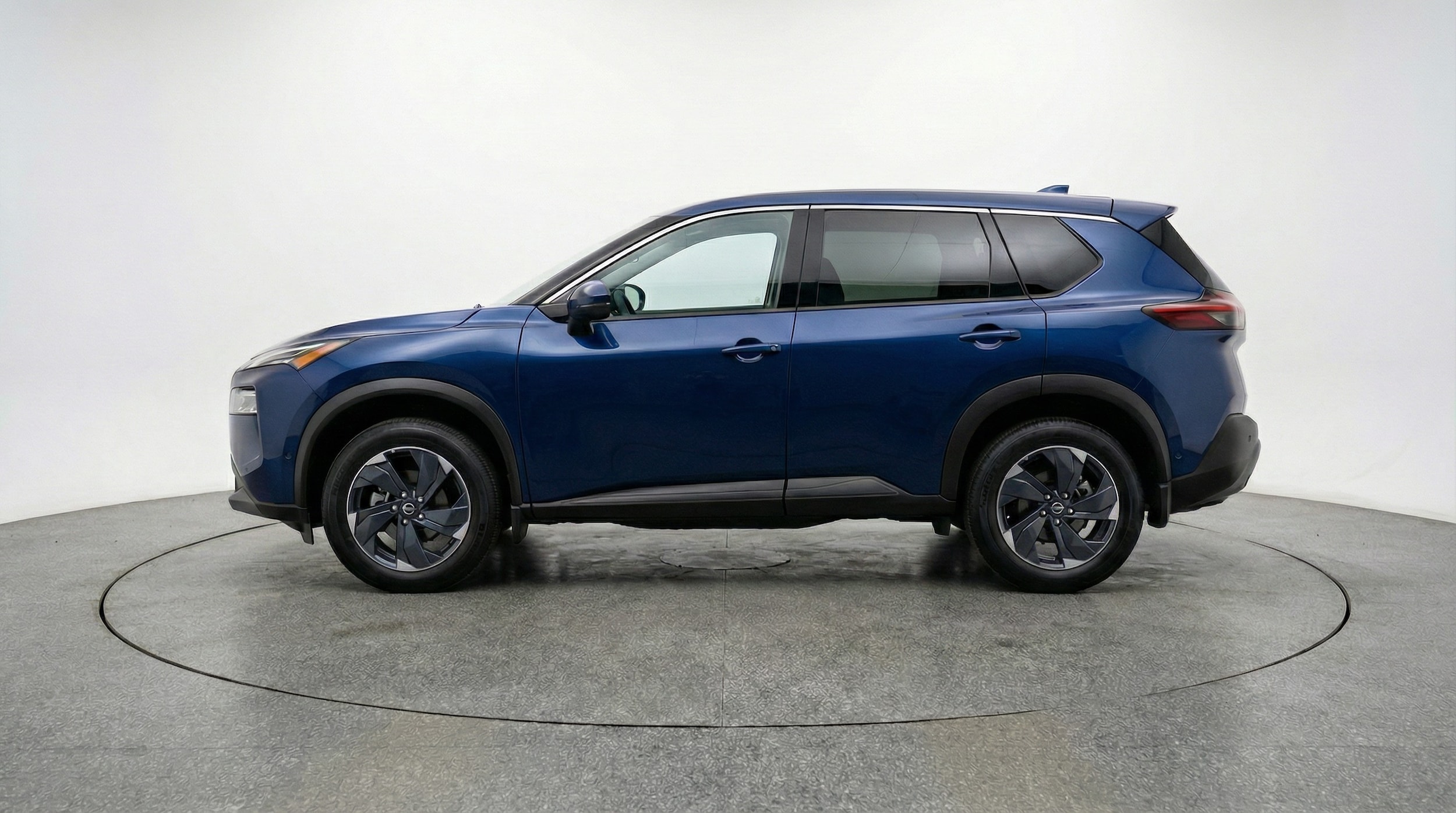 Thumbnail: 2025 Nissan Rogue - 4