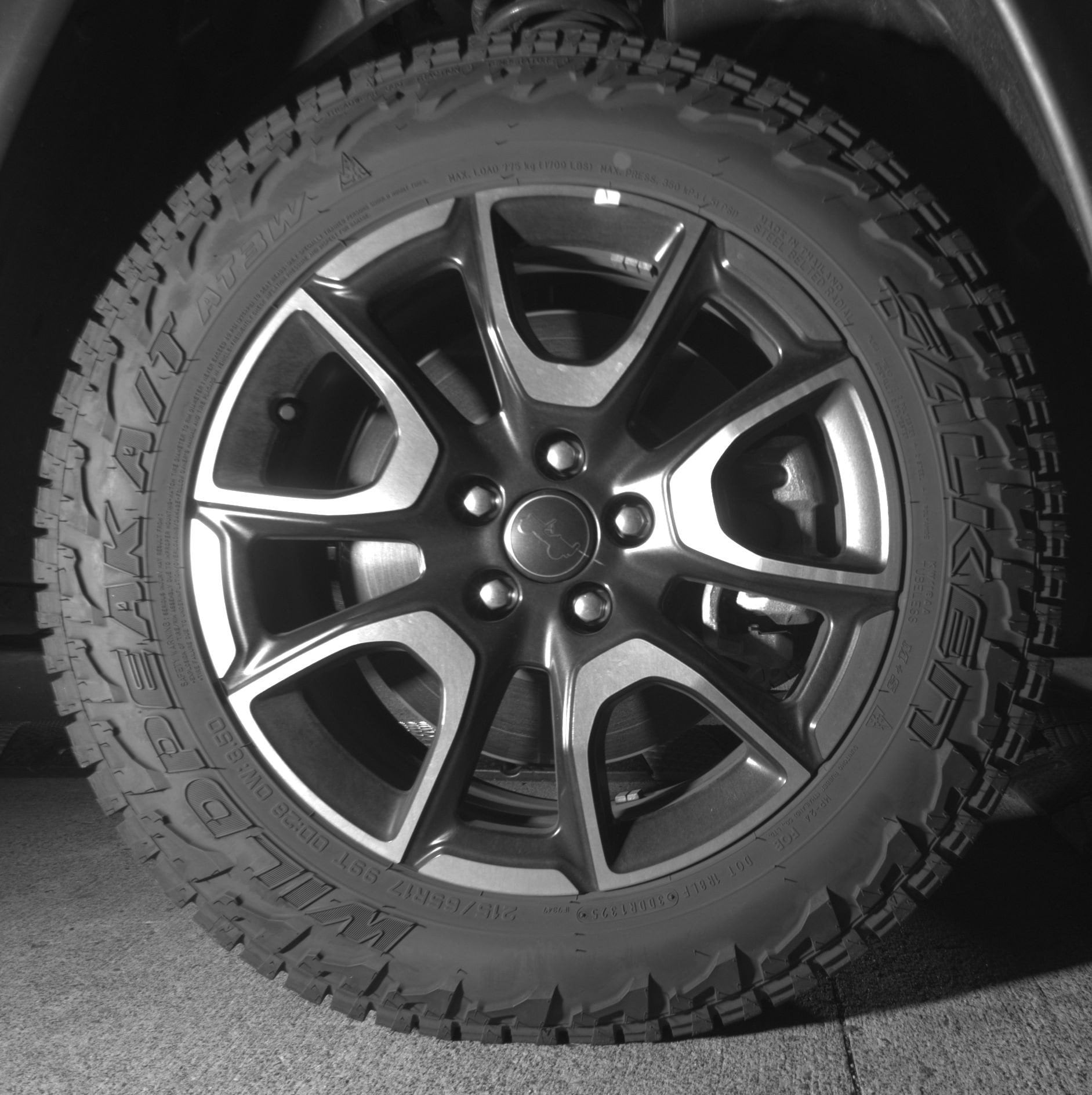 Thumbnail: 2025 Jeep Compass - 13