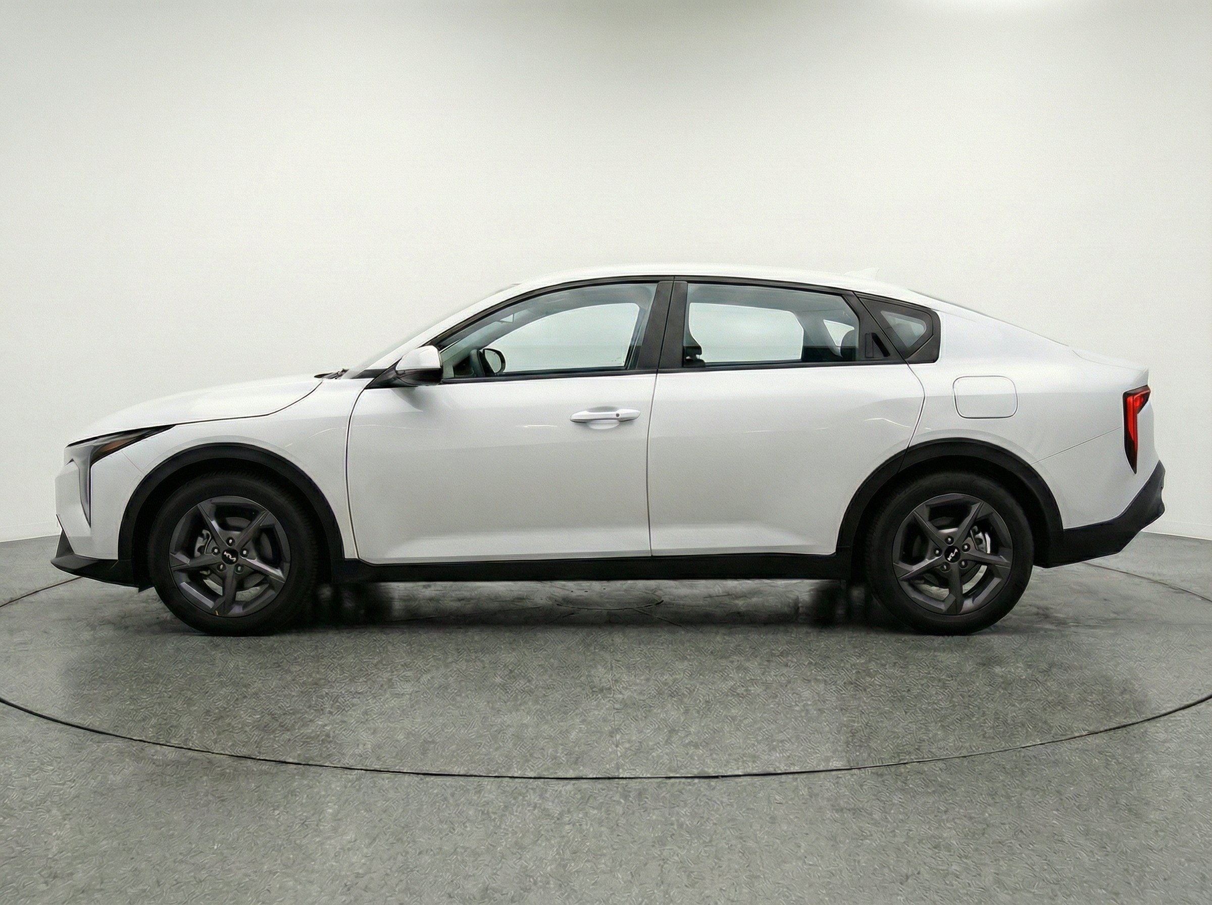 Thumbnail: 2025 Kia K4 - 5