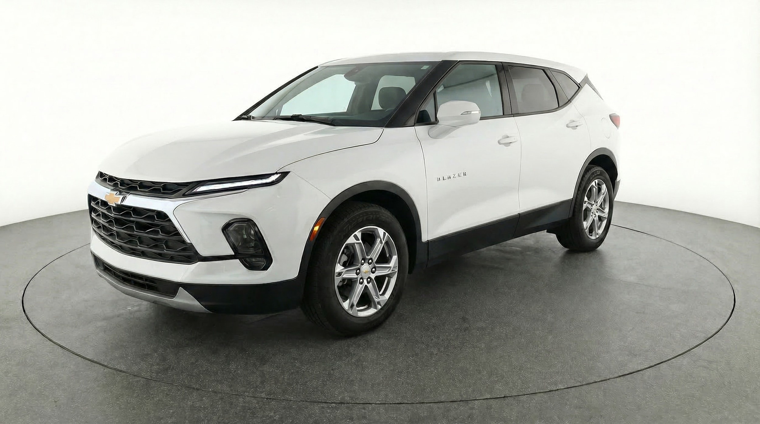 Thumbnail: 2025 Chevrolet Blazer - 3