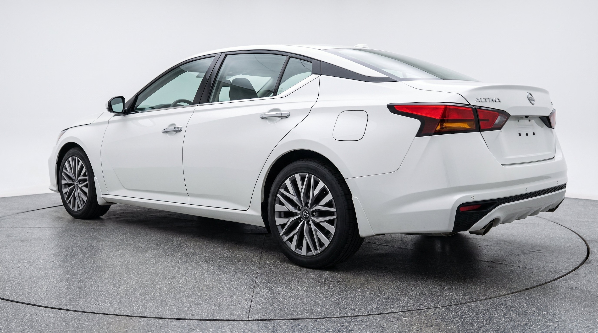 Thumbnail: 2025 Nissan Altima - 6