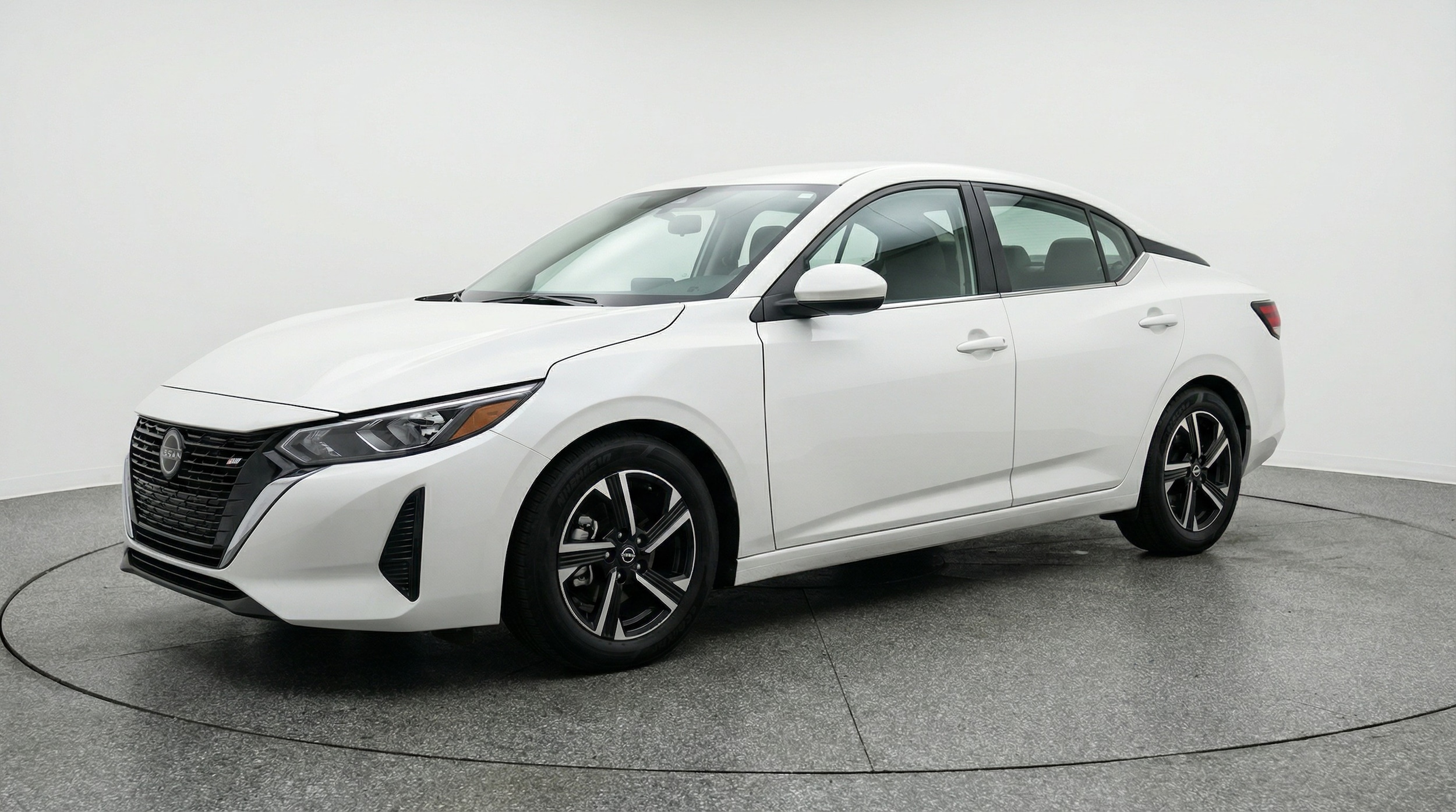 Thumbnail: 2025 Nissan Sentra - 3