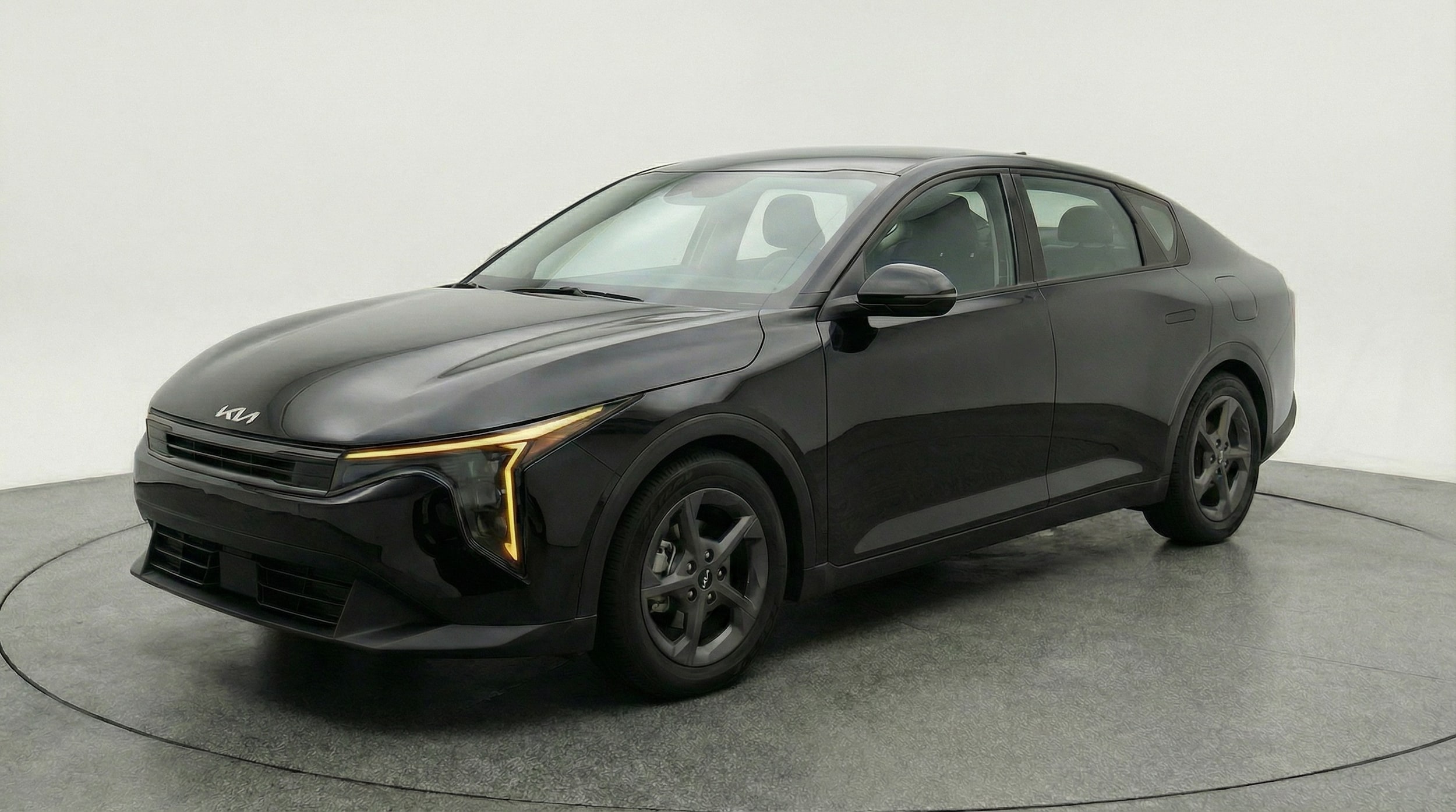 Thumbnail: 2025 Kia K4 - 3