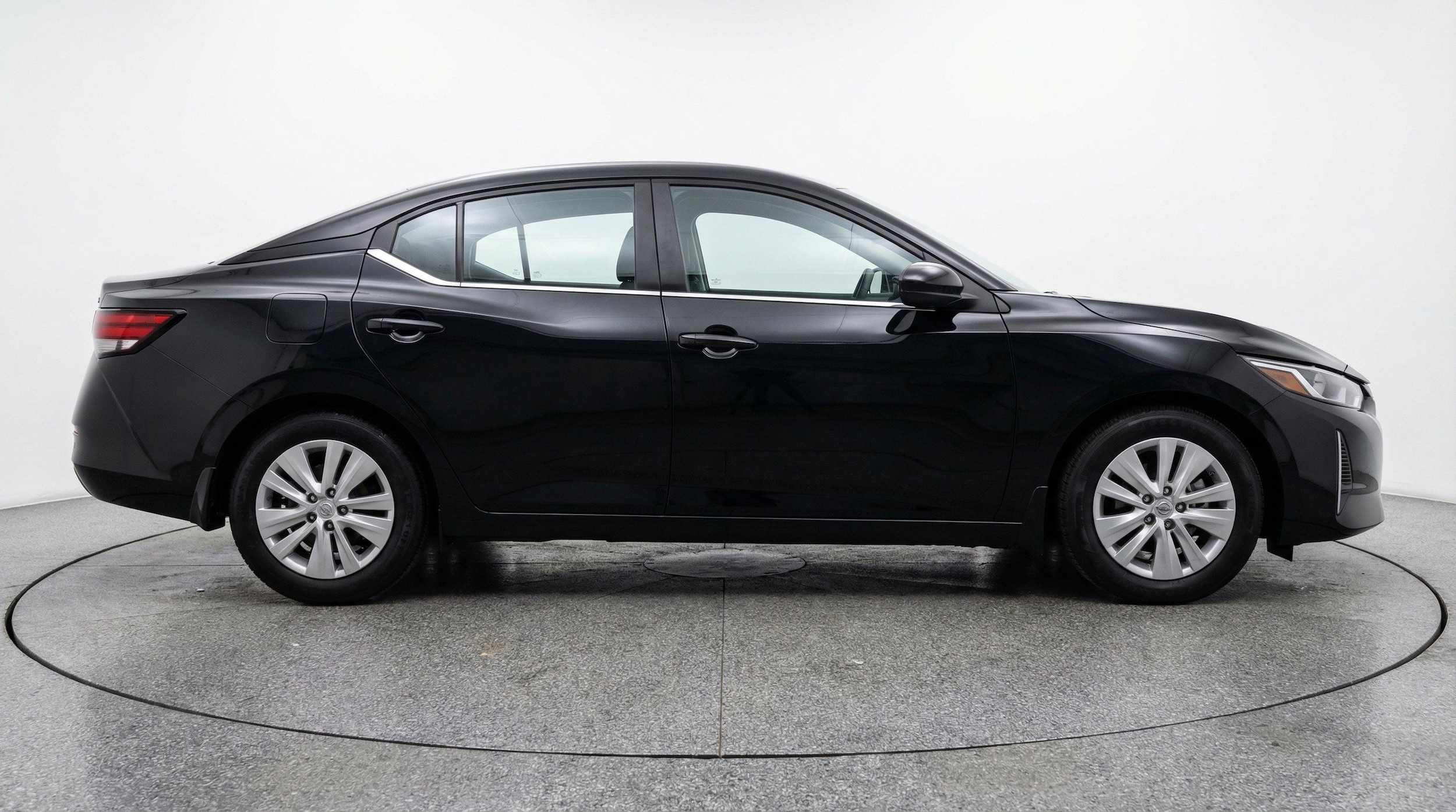 Thumbnail: 2025 Nissan Sentra - 11