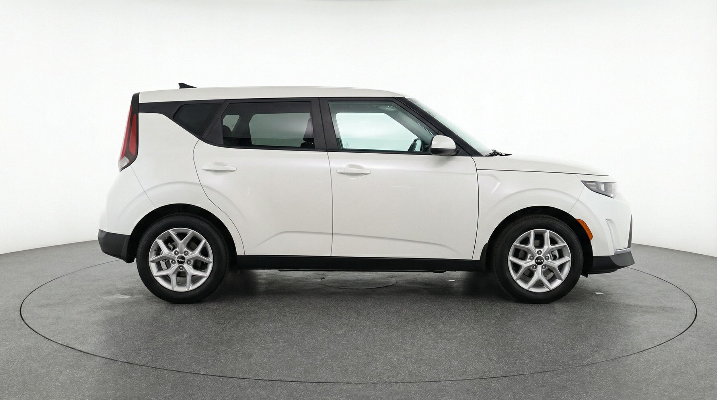 Thumbnail: 2025 Kia Soul - 8