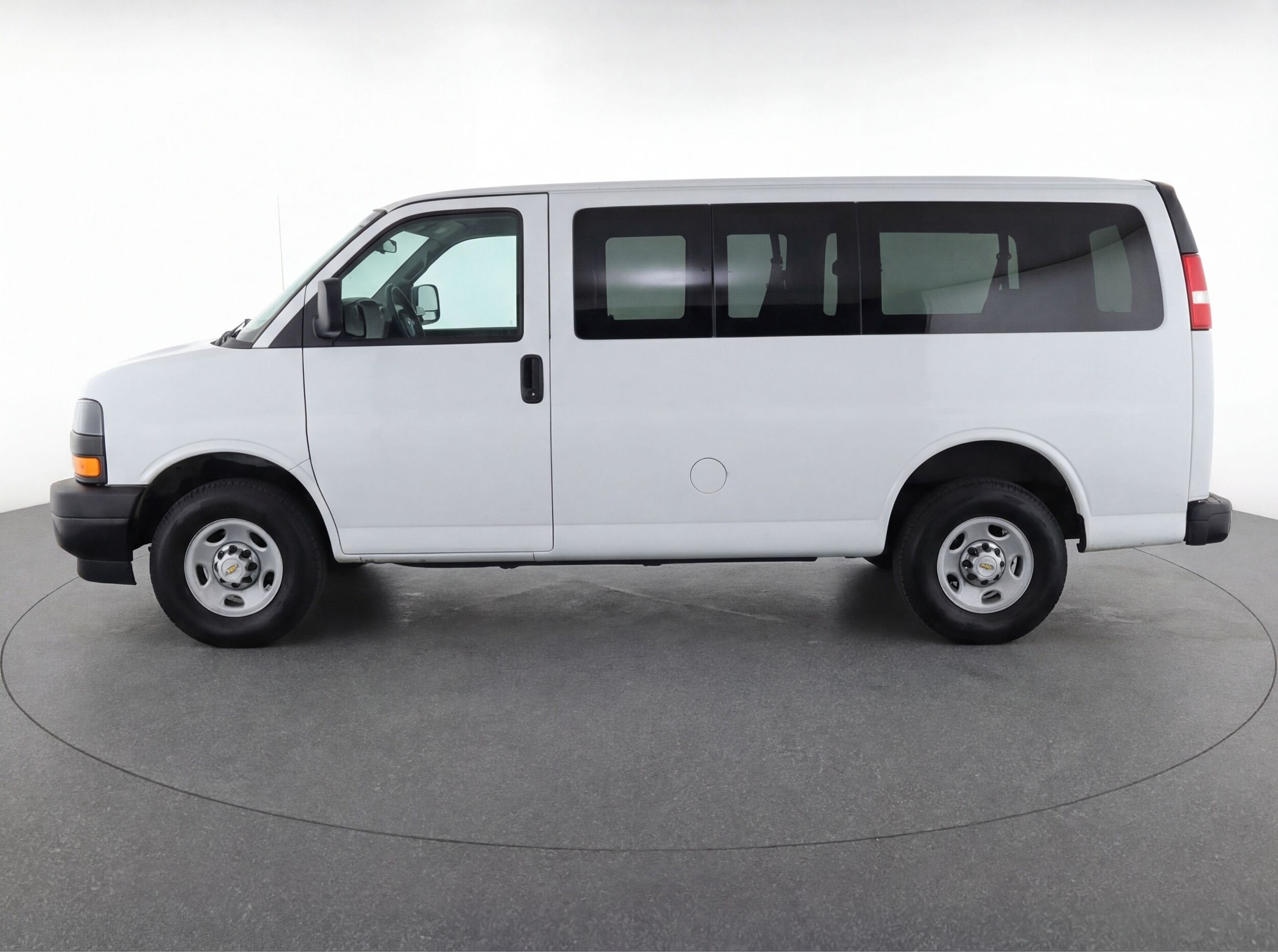 Thumbnail: 2025 Chevrolet Express - 5
