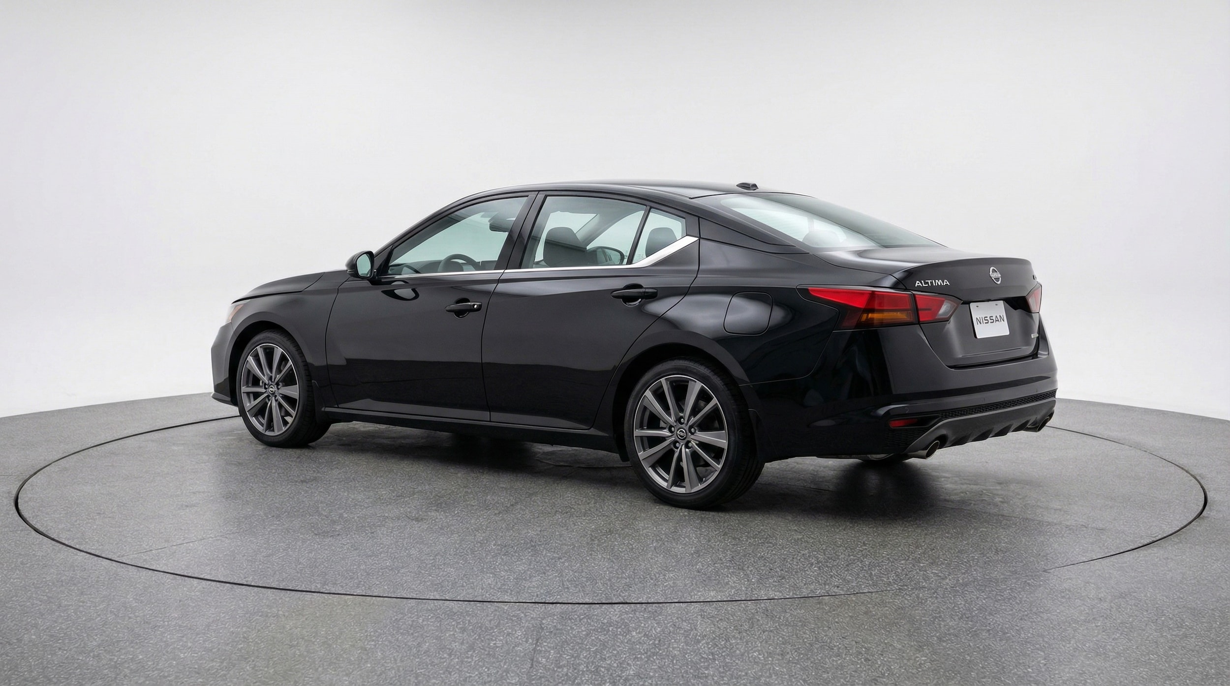 Thumbnail: 2025 Nissan Altima - 5