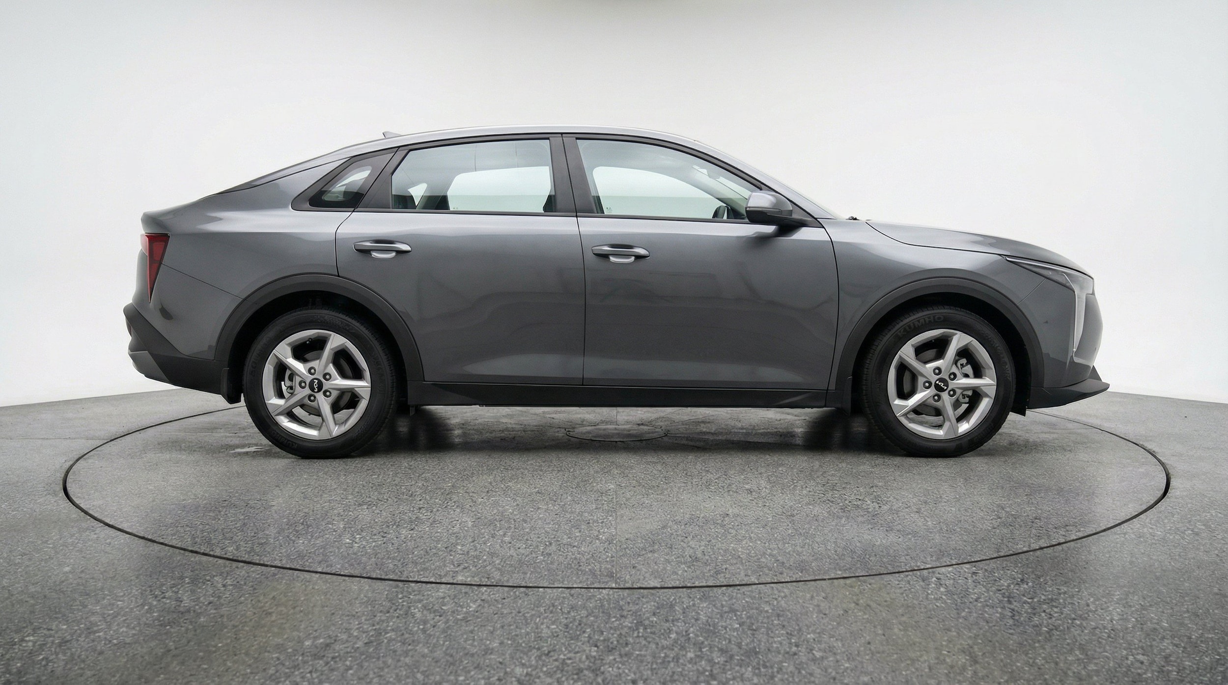 2025 Kia K4 LXS - Photo 10