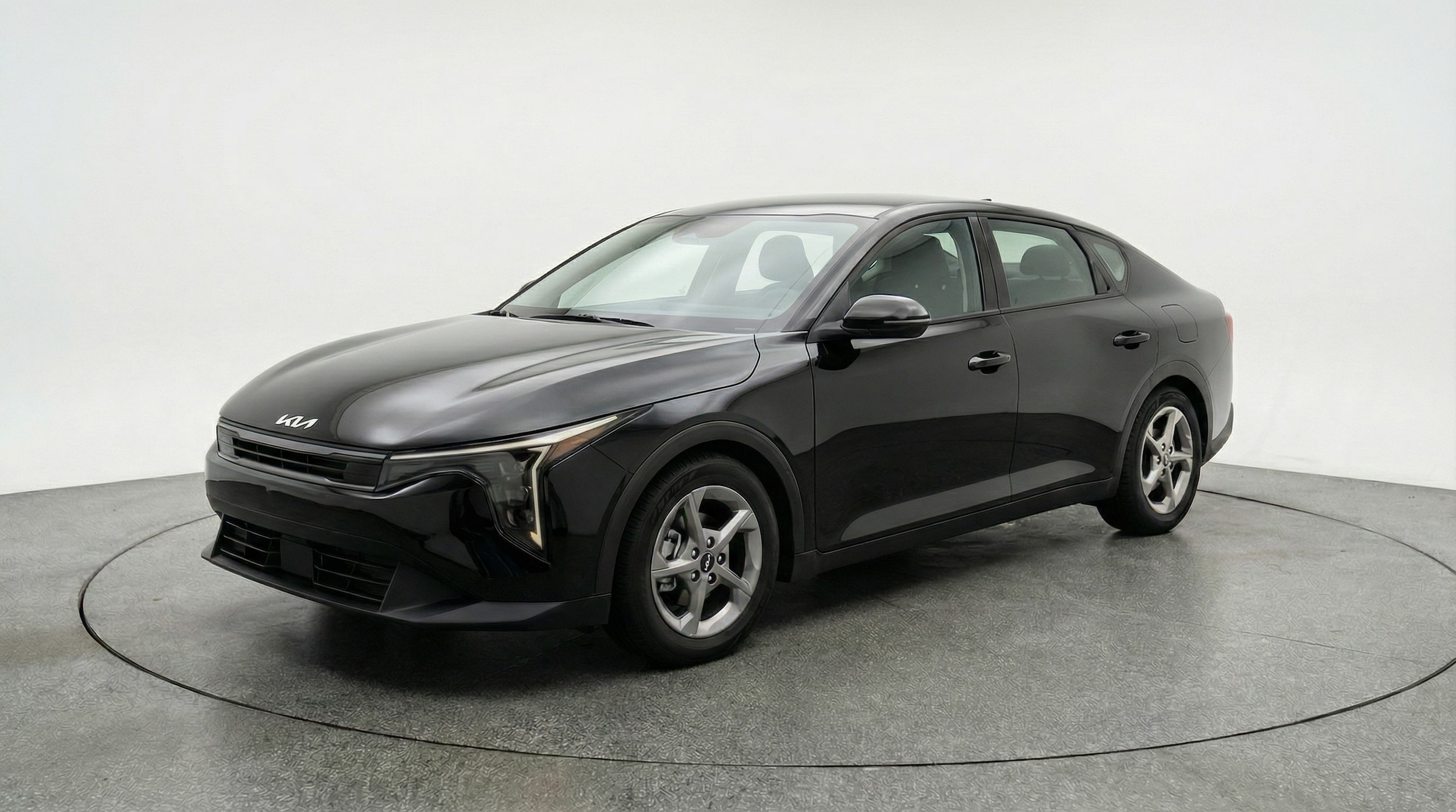 Thumbnail: 2025 Kia K4 - 3
