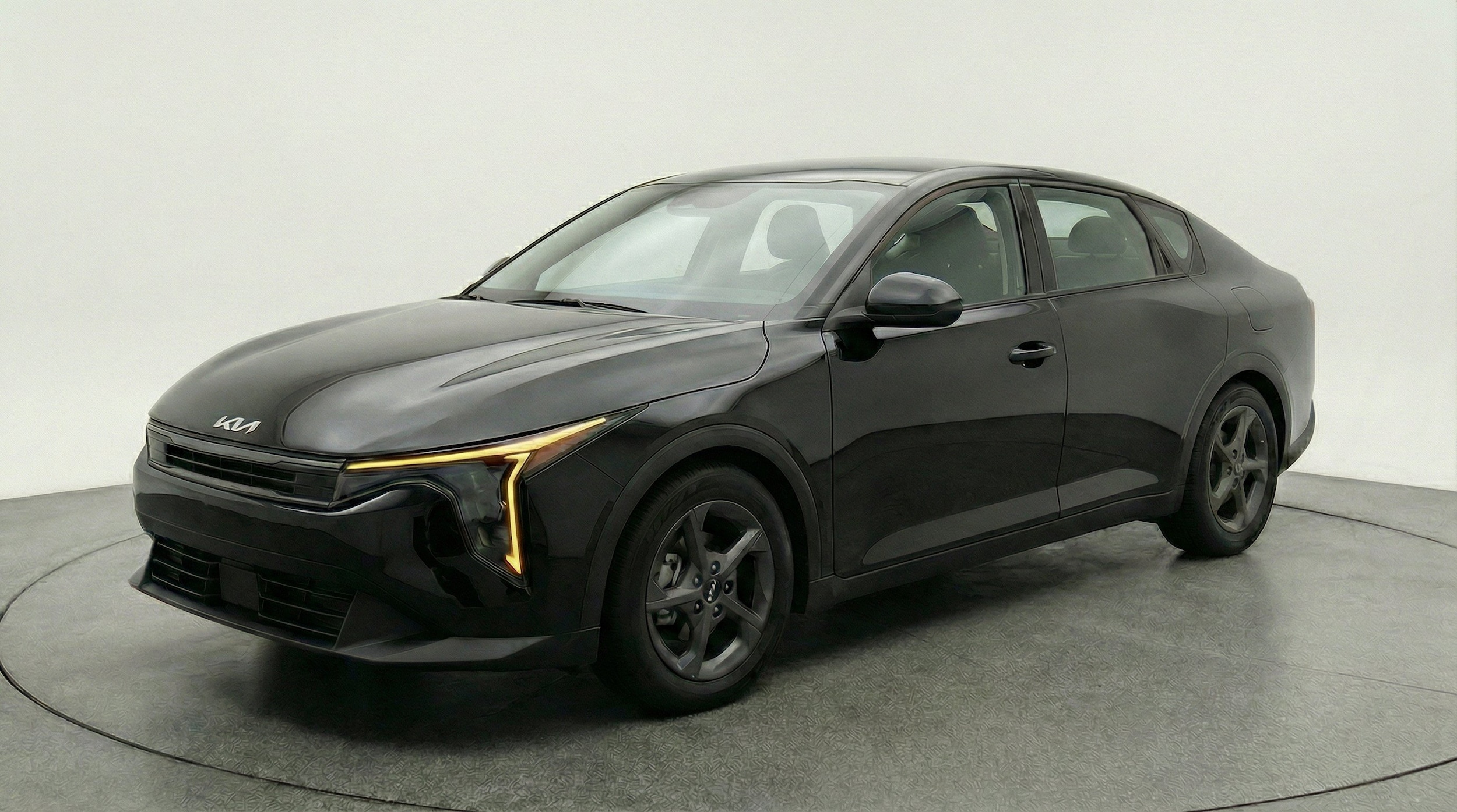 Thumbnail: 2025 Kia K4 - 3
