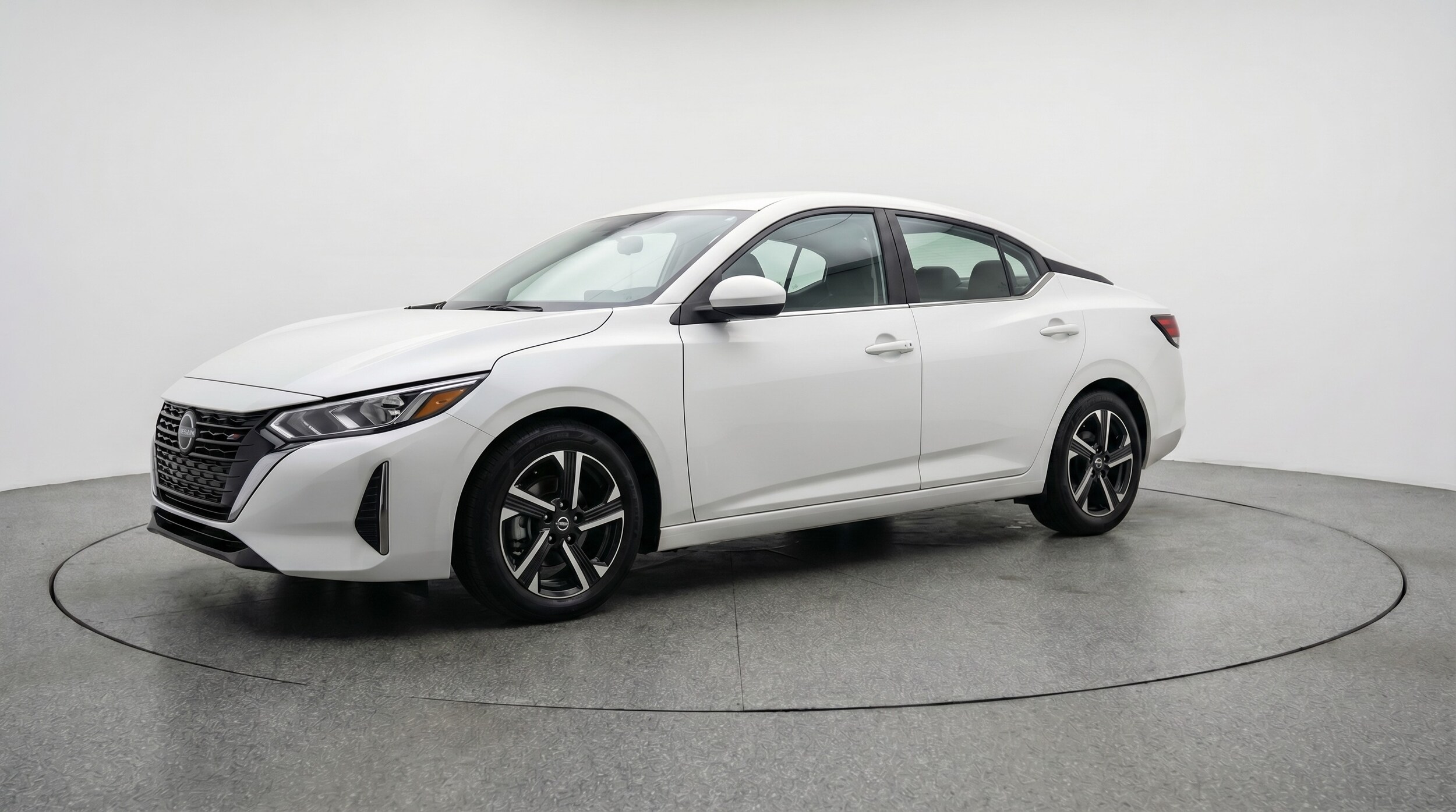 Thumbnail: 2025 Nissan Sentra - 3