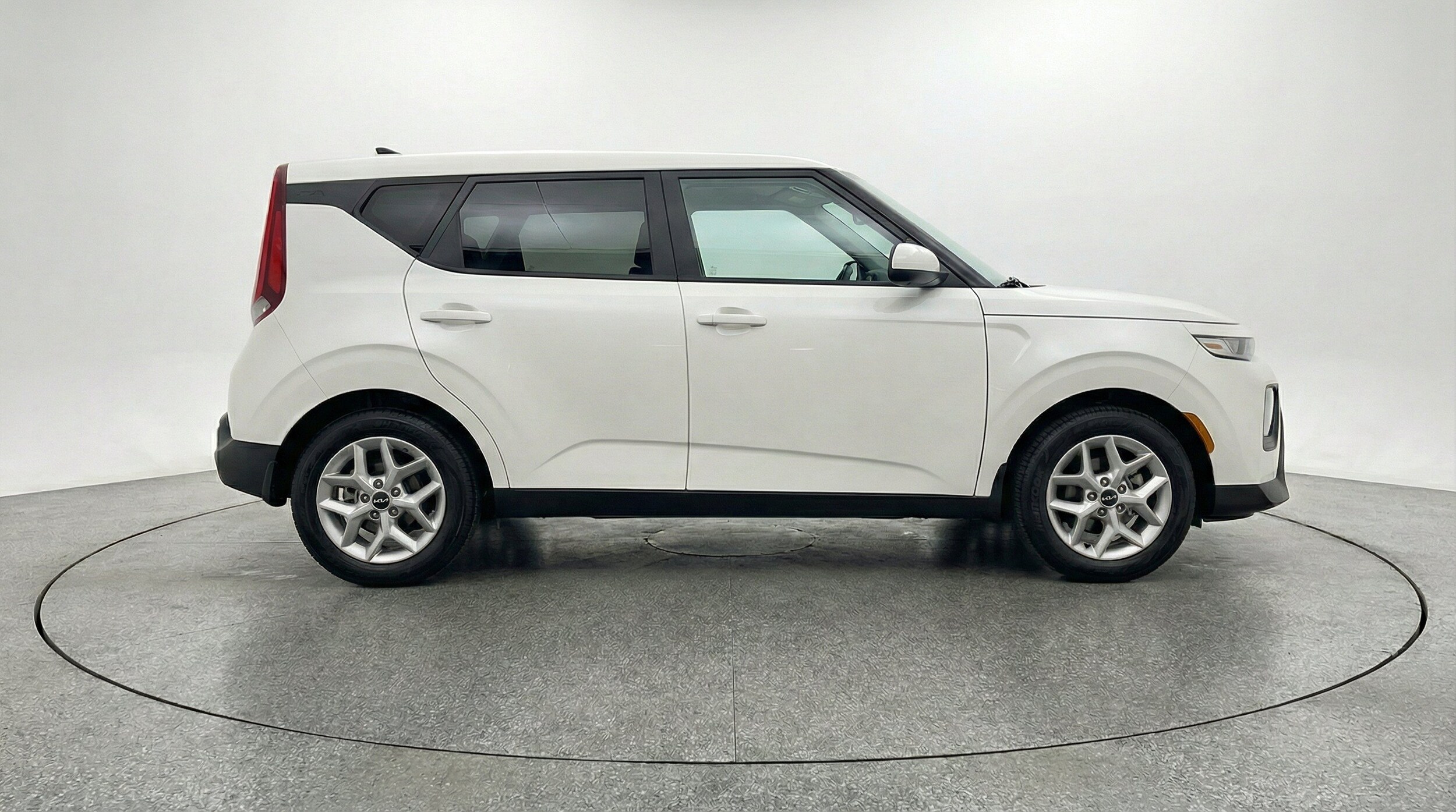 Thumbnail: 2025 Kia Soul - 11