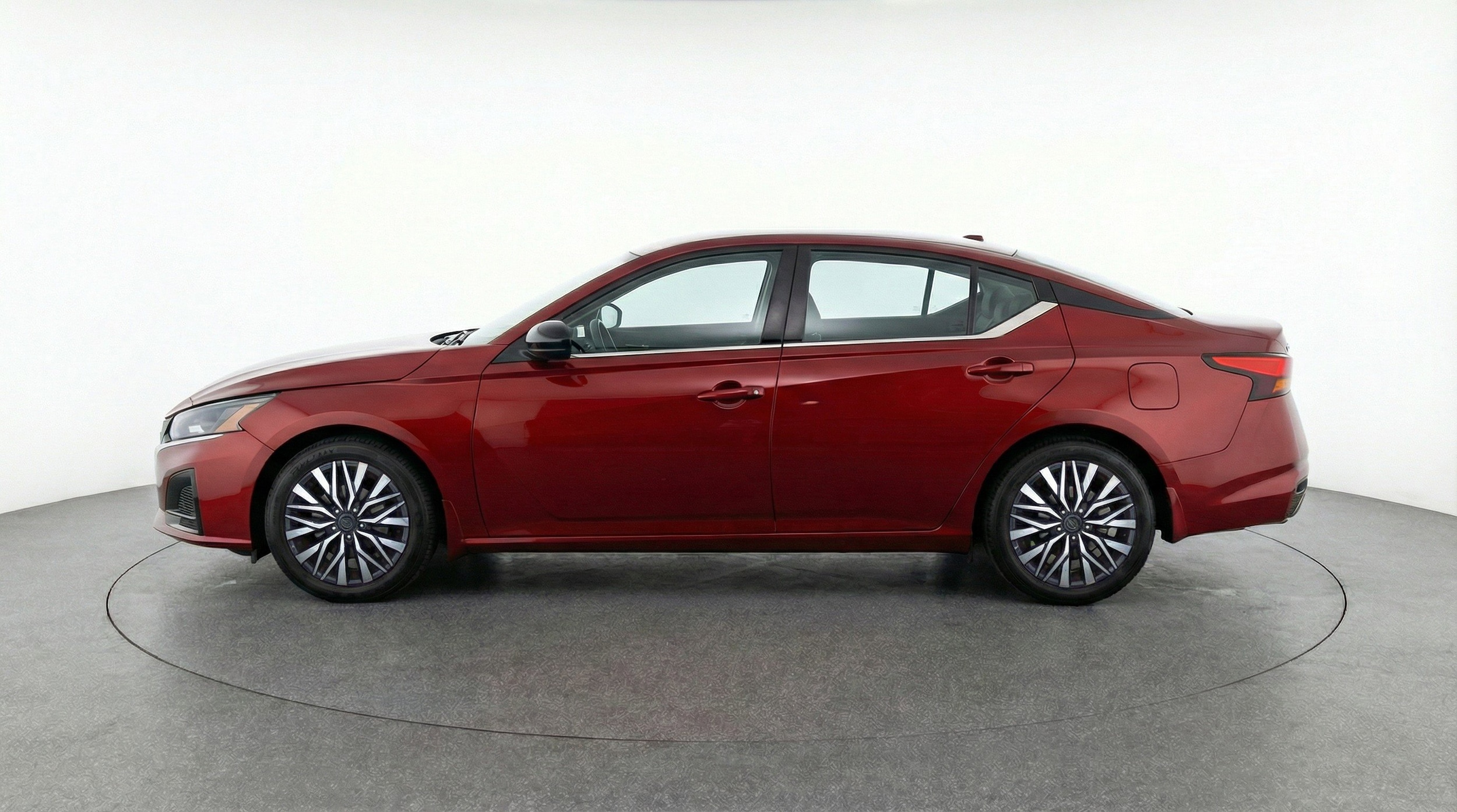 Thumbnail: 2025 Nissan Altima - 5