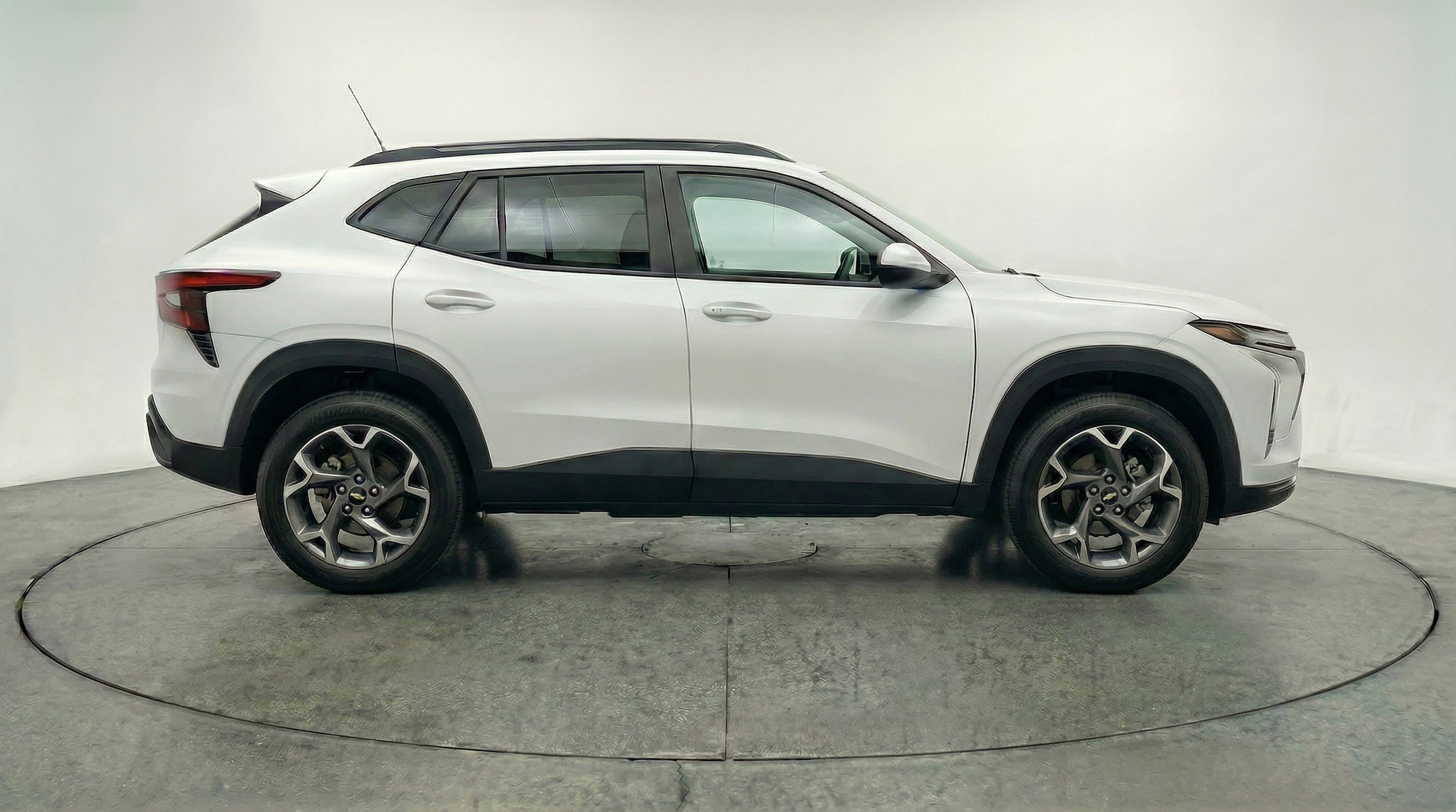 Thumbnail: 2025 Chevrolet Trax - 11